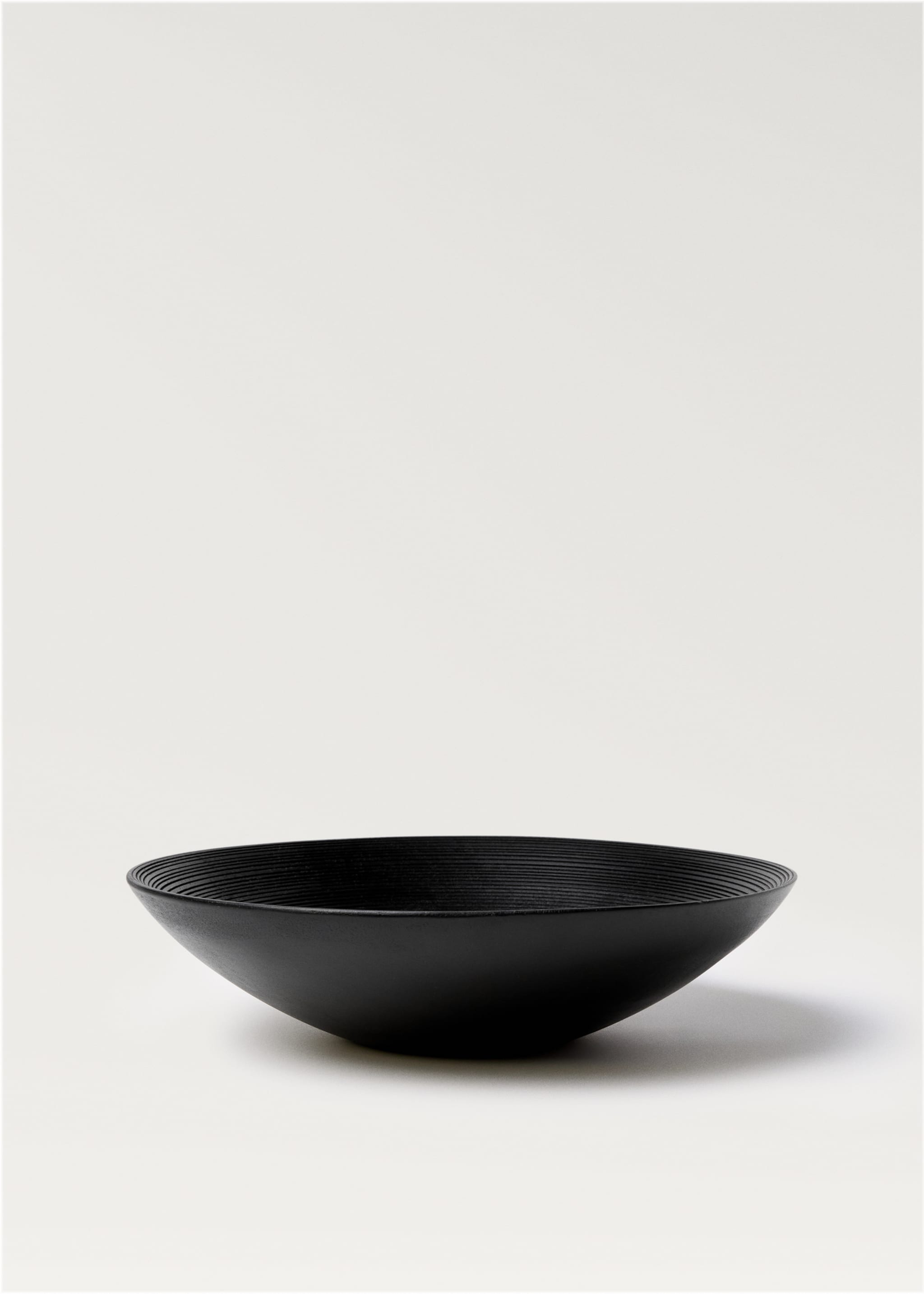 Large wooden decorative bowl - Article without model