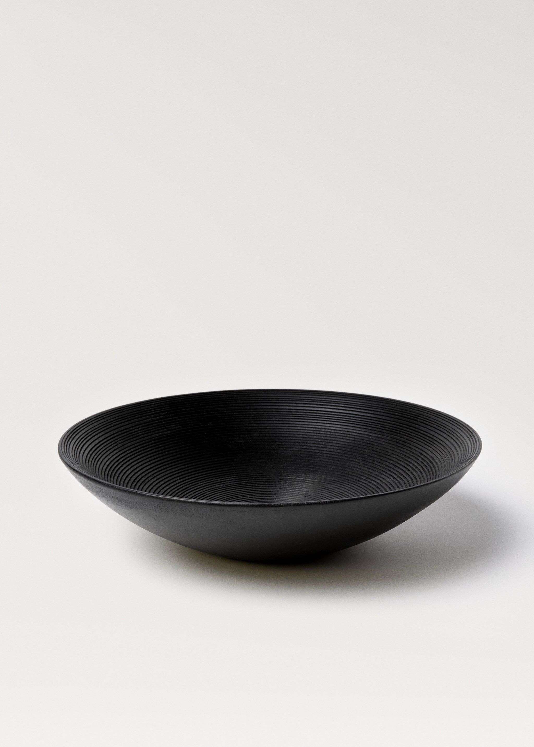 Large wooden decorative bowl - Details of the article 2