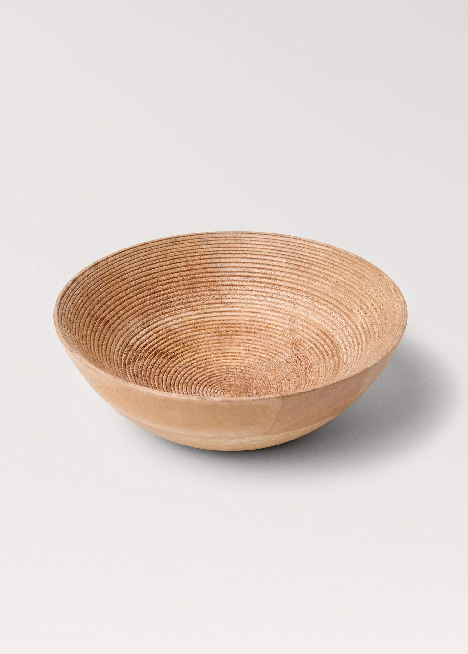 Medium wooden decorative bowl - Details of the article 1