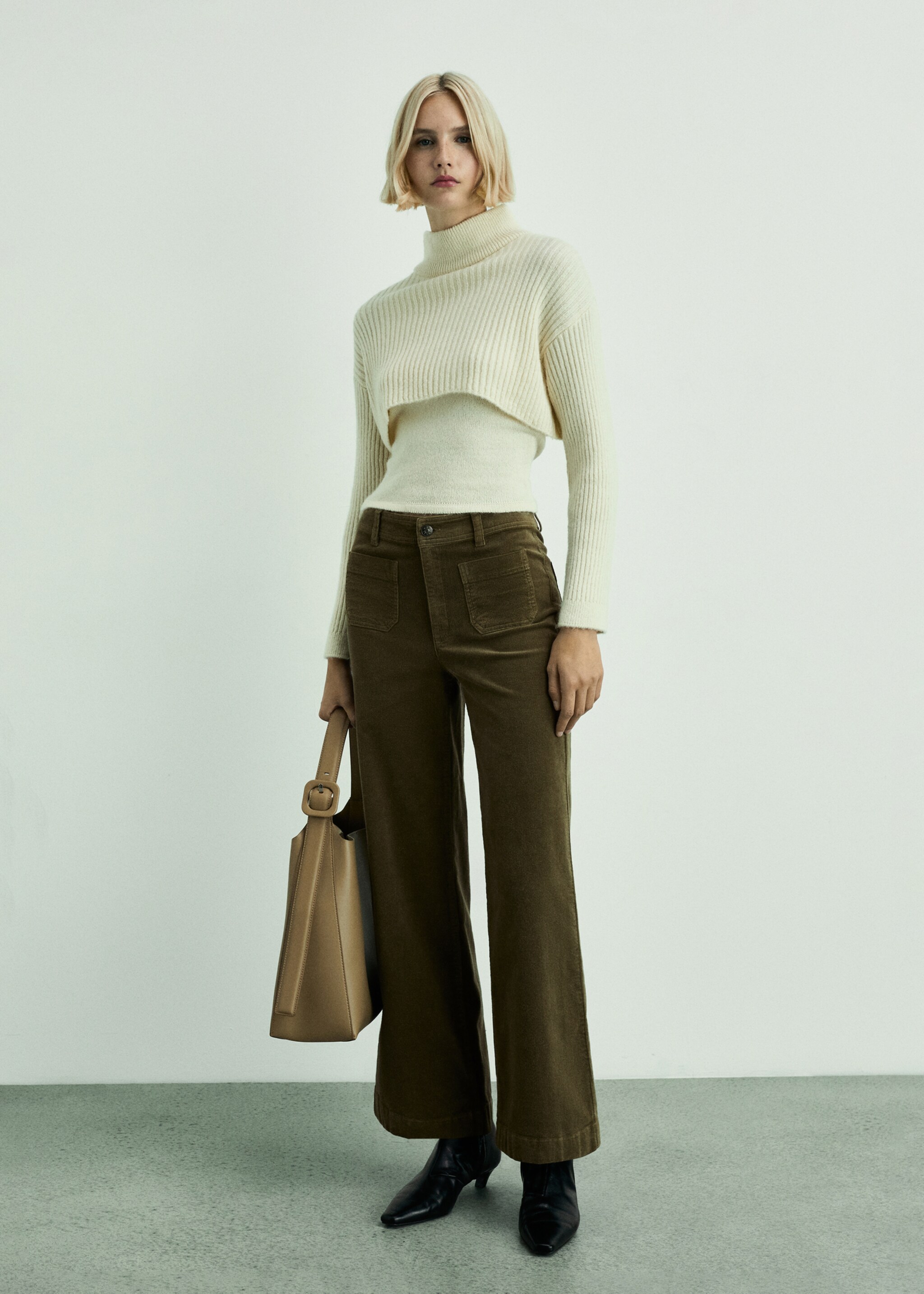 Pantalón Catherin culotte pana - Plano general
