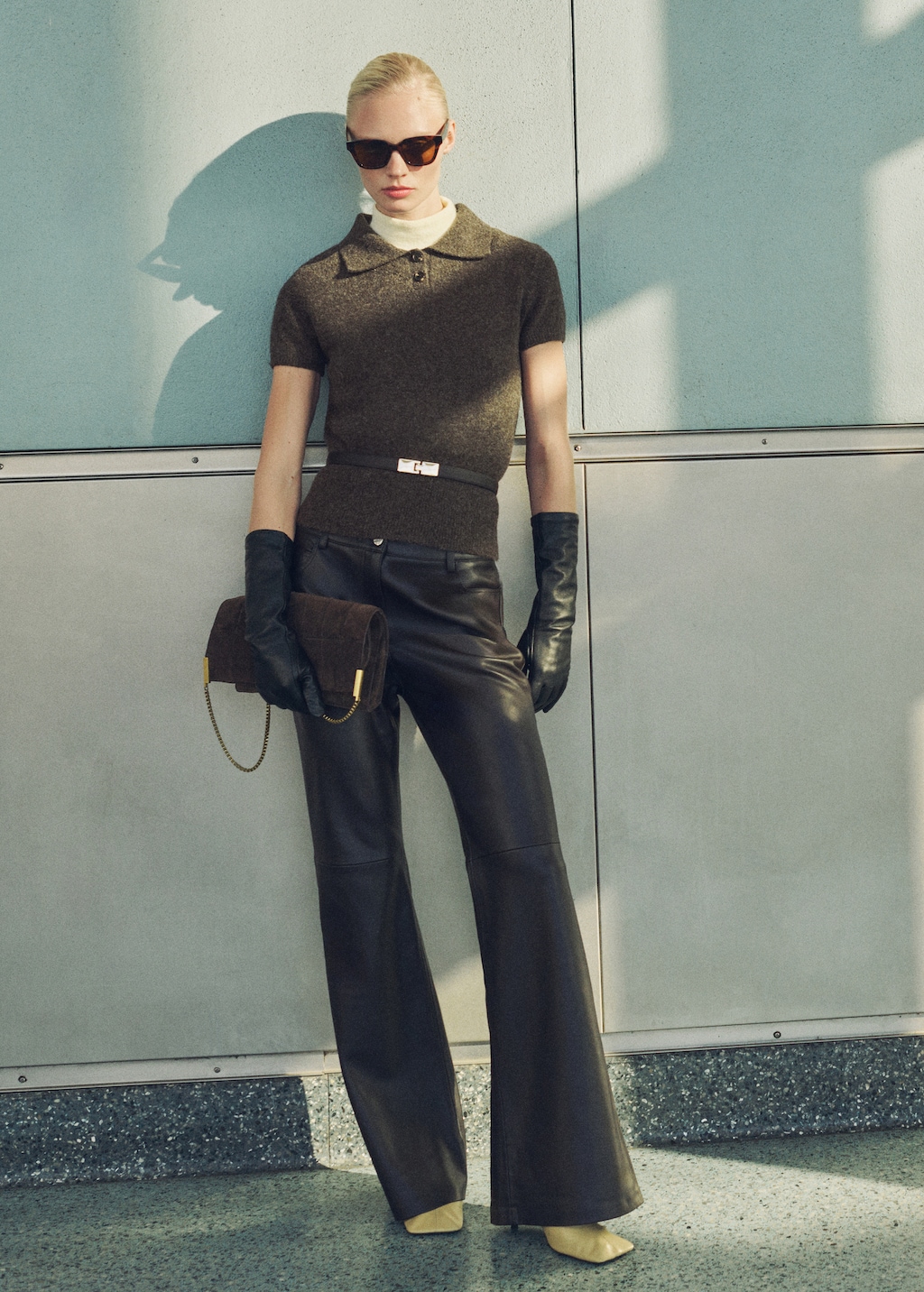 Short-sleeved polo-neck sweater - image 2