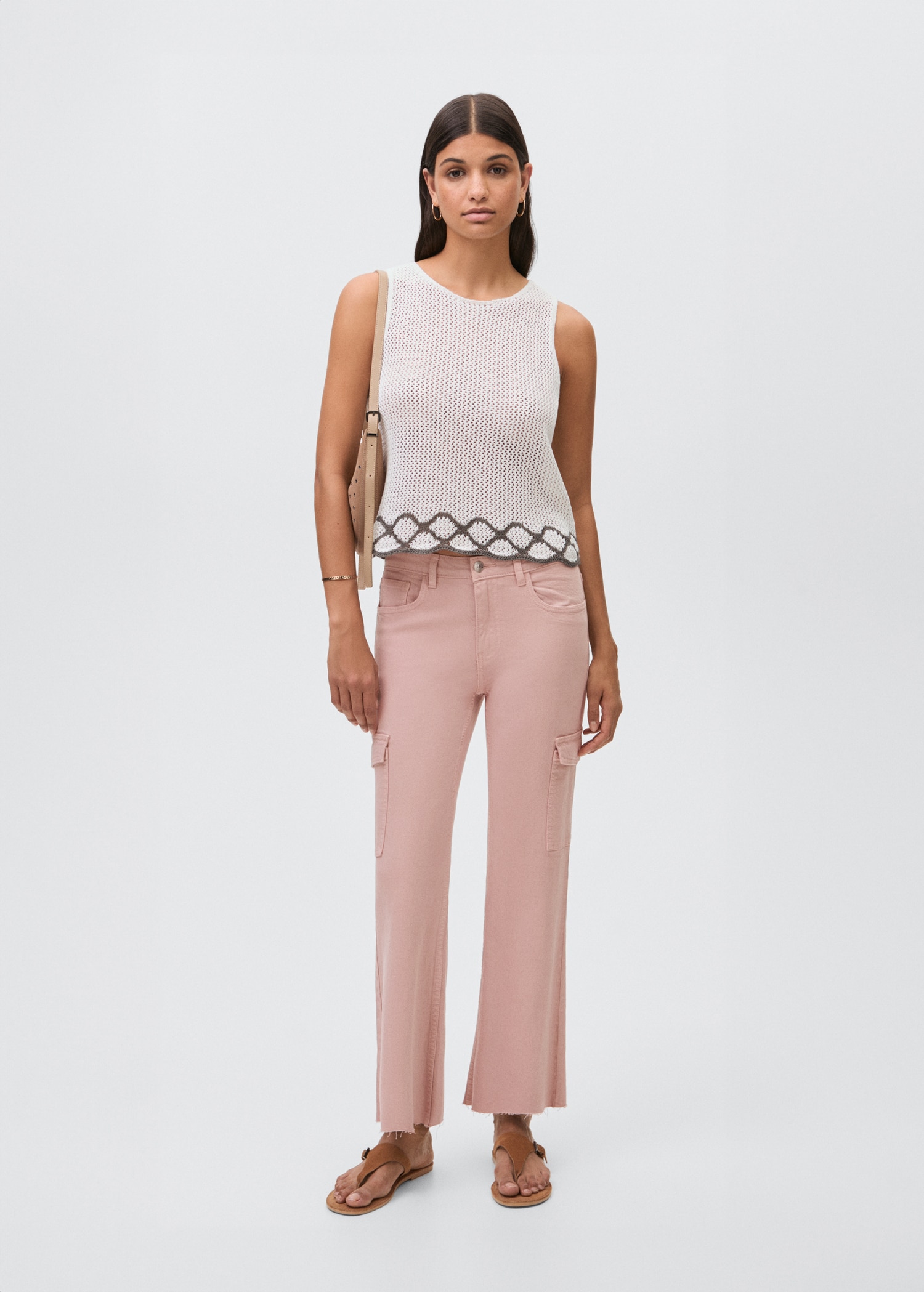 Jeans crop flare cargo - Plano general