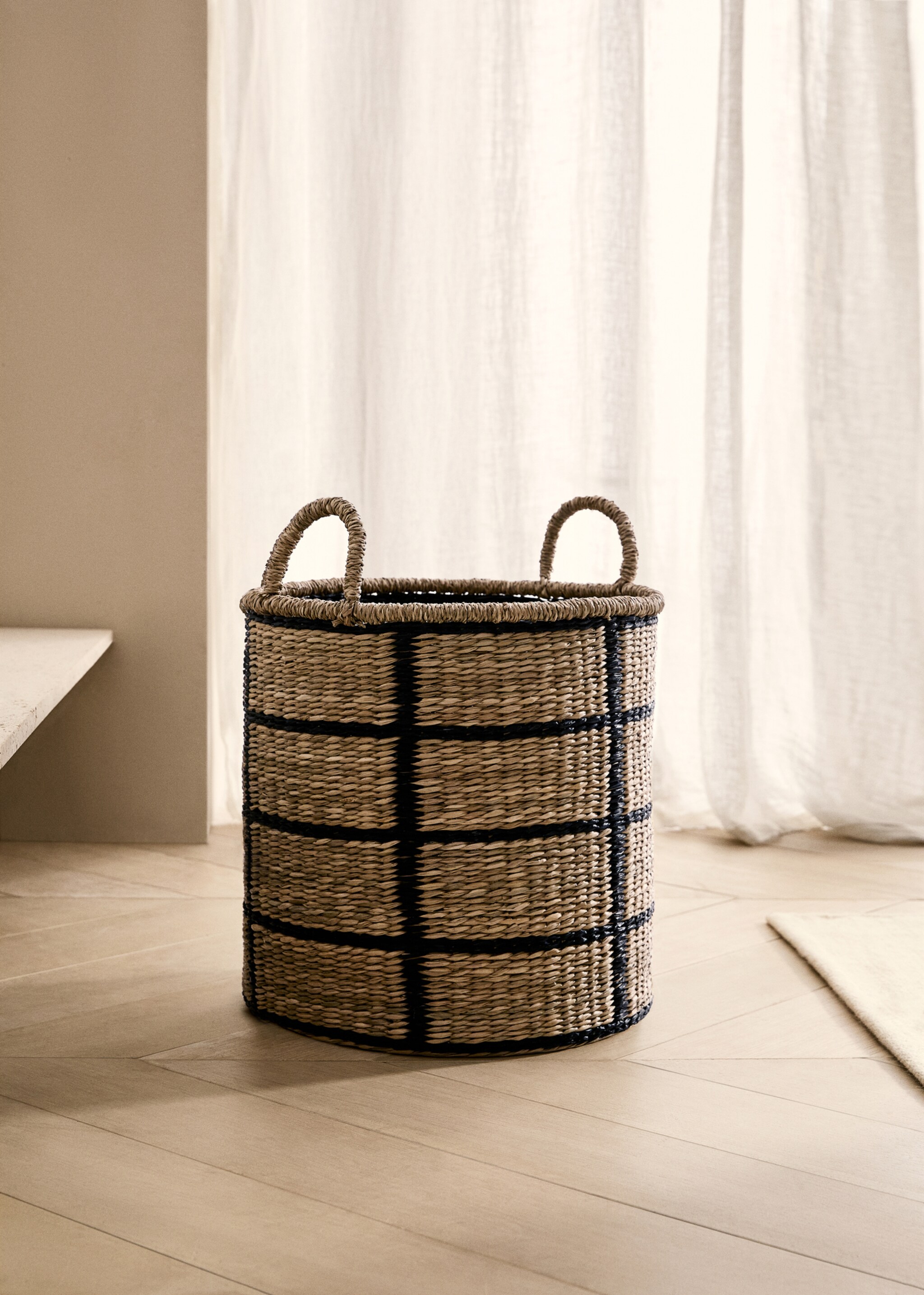 Cesta adele - Plano geral