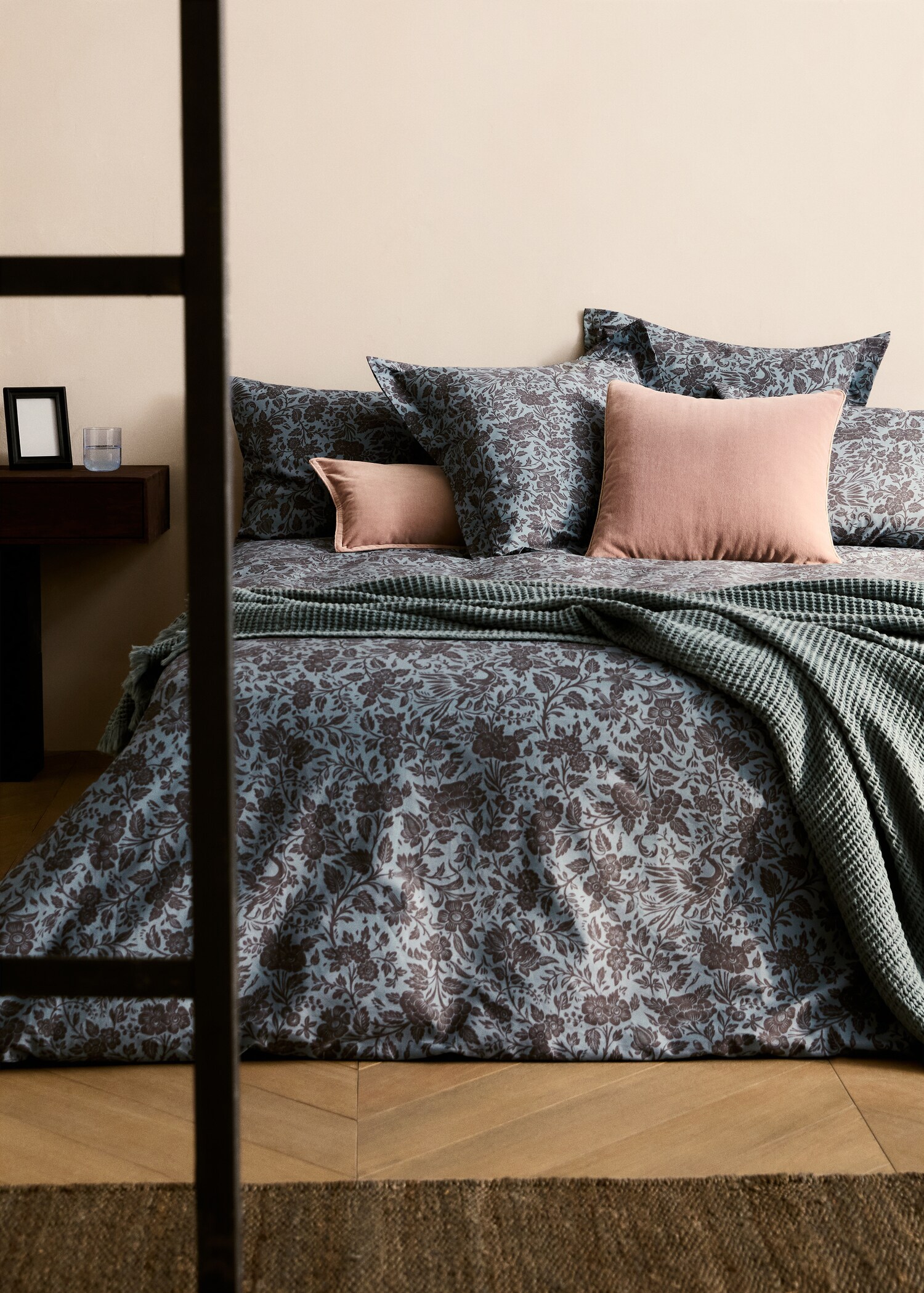 Housse de couette percale de coton imprimé fleuri bicolore lit 180/200 cm - Plan général
