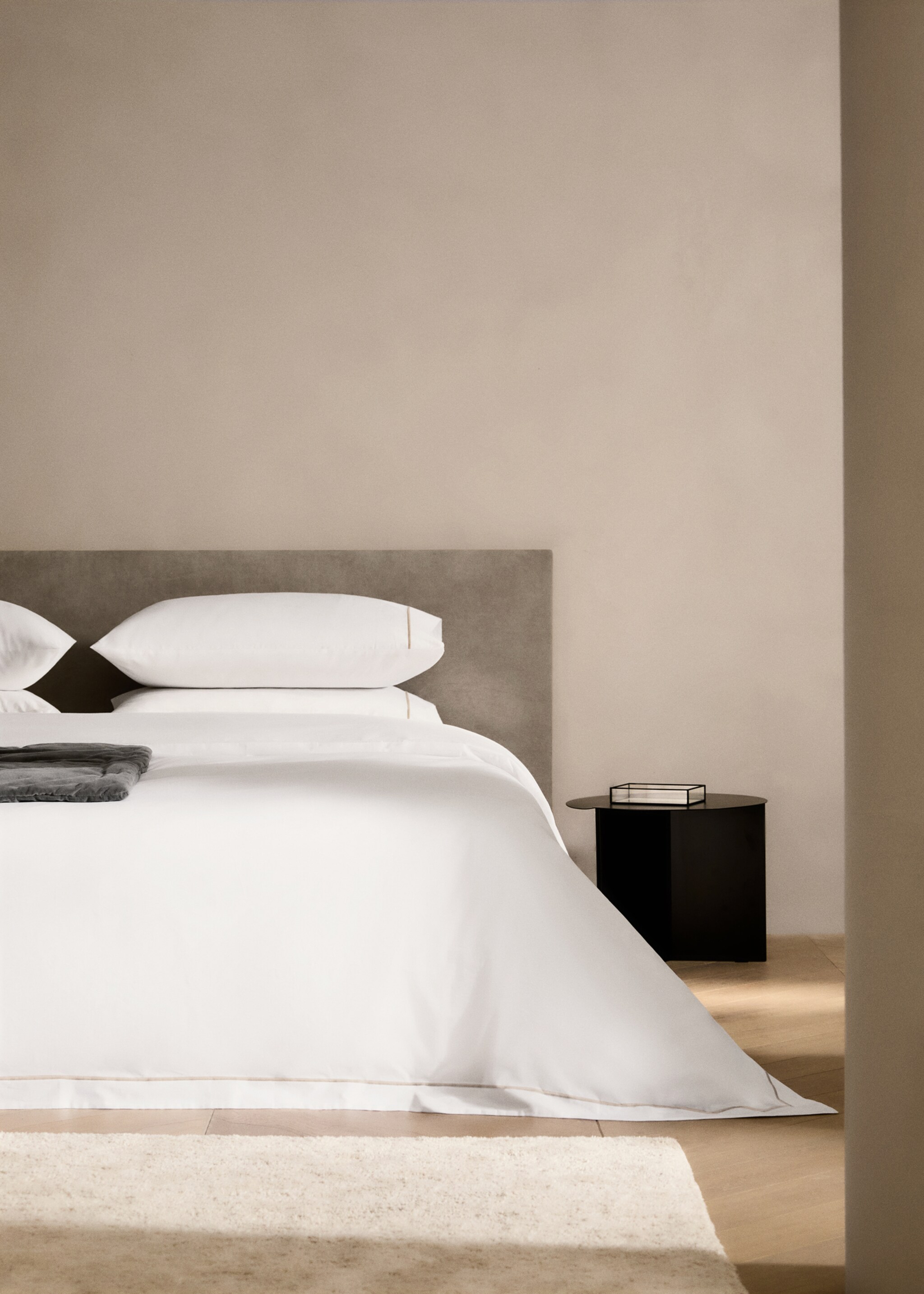 Cotton percale duvet cover with scalloped detail for 150/160 cm bed - General plane
