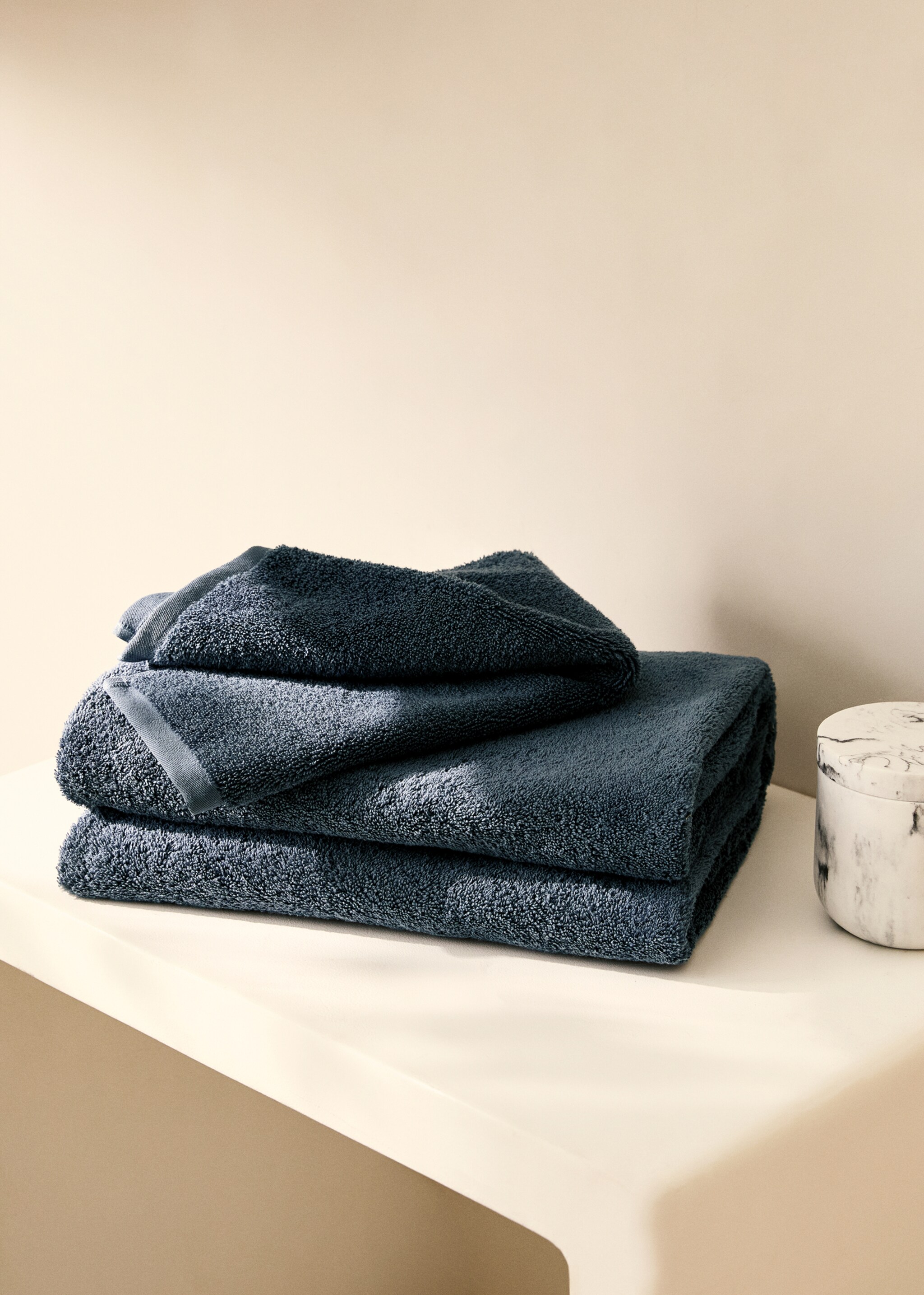 Soft cotton shower towel - General plane