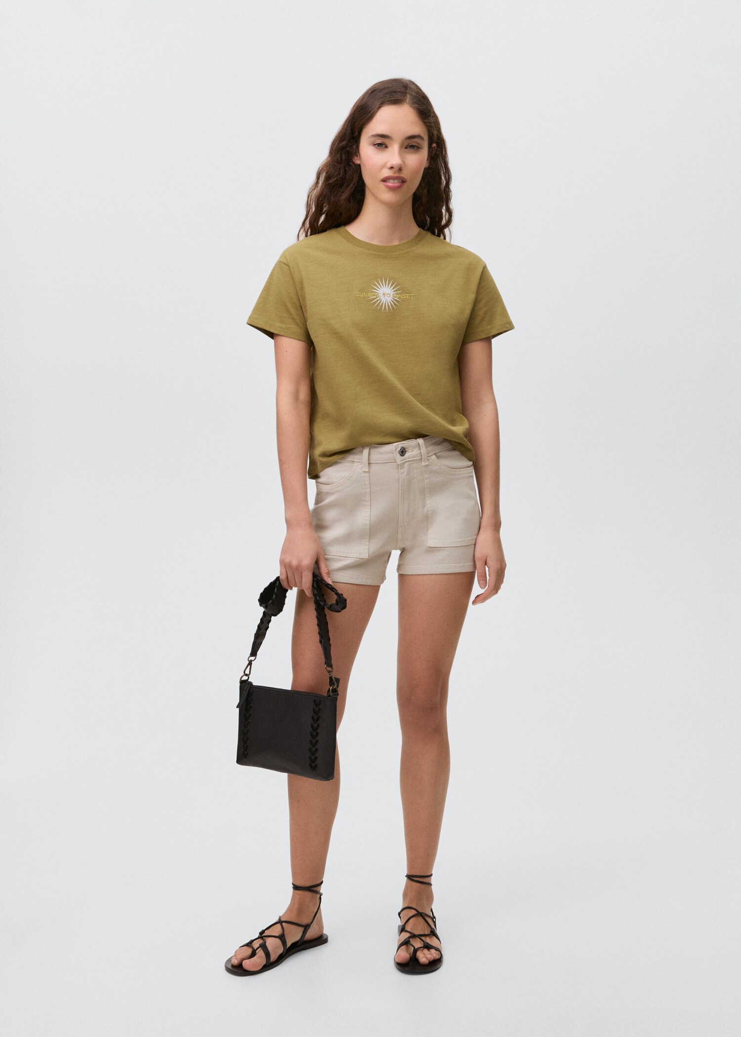 Baumwoll-T-Shirt mit aufgesticktem Schriftzug - Allgemeine Ansicht