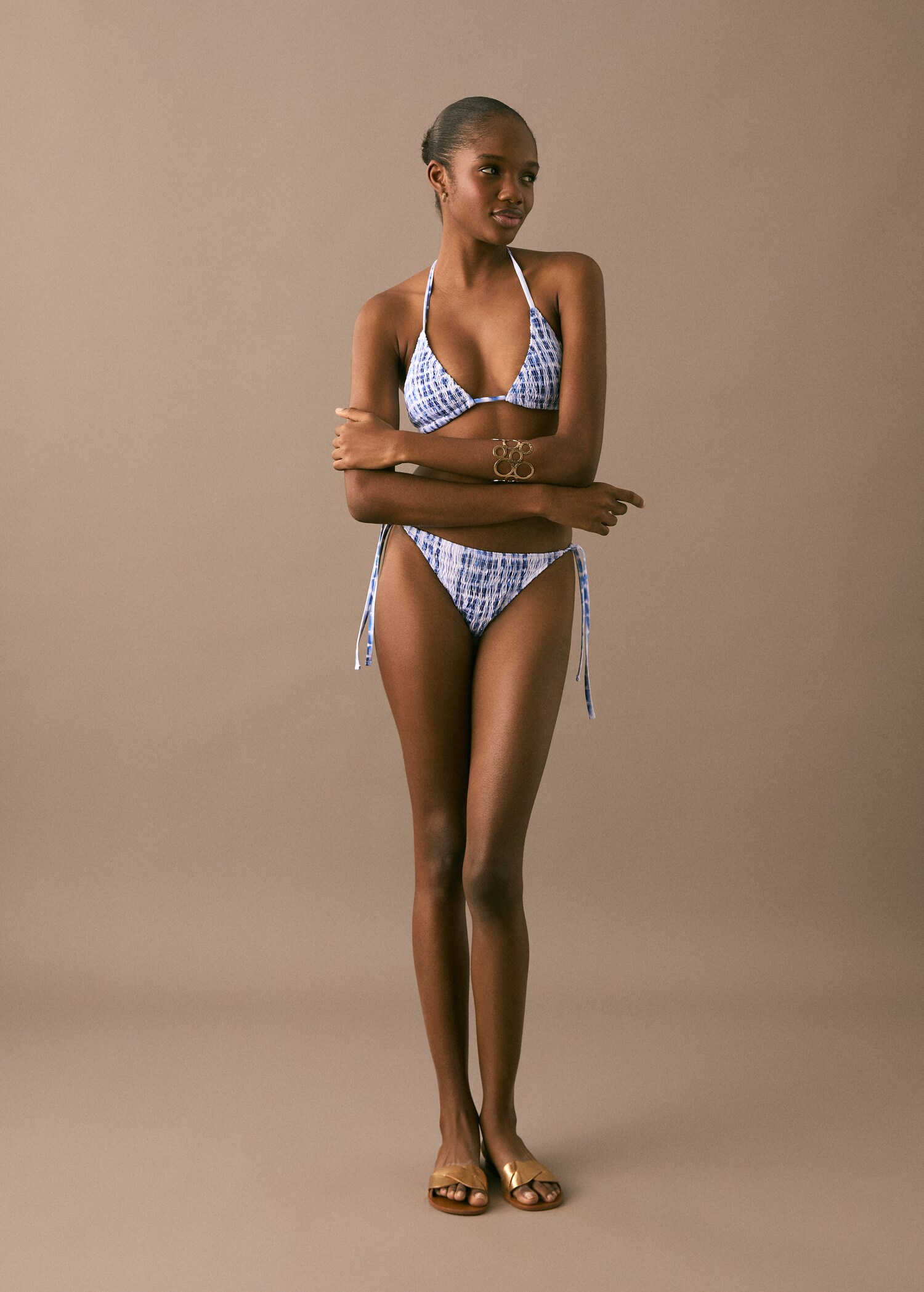 Tie-dye bikini - General plane