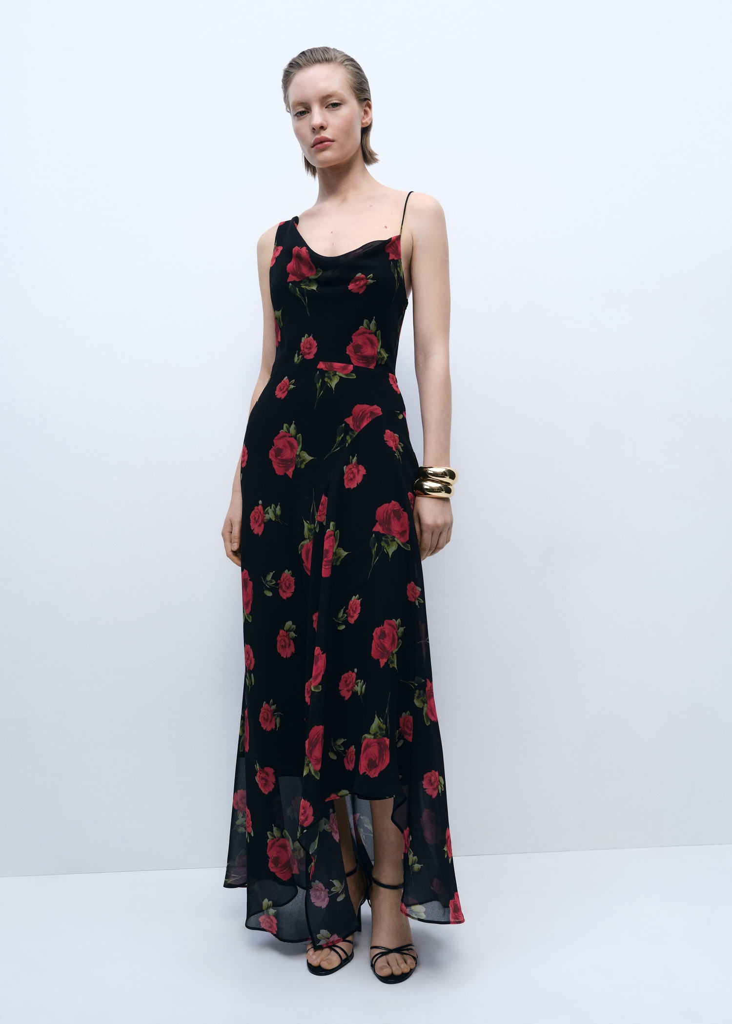 Vestido largo estampado floral - Plano general