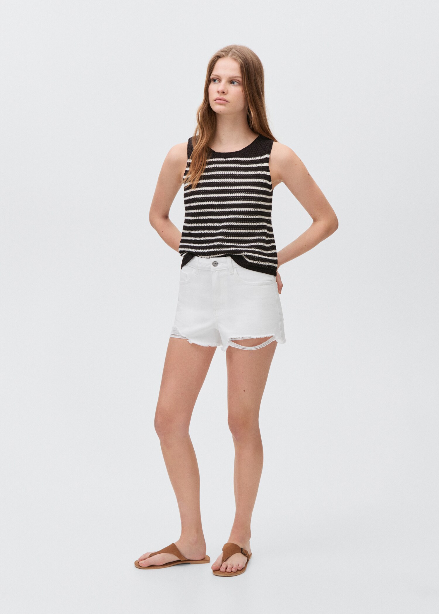 Short en jean revers effilochés - Plan général