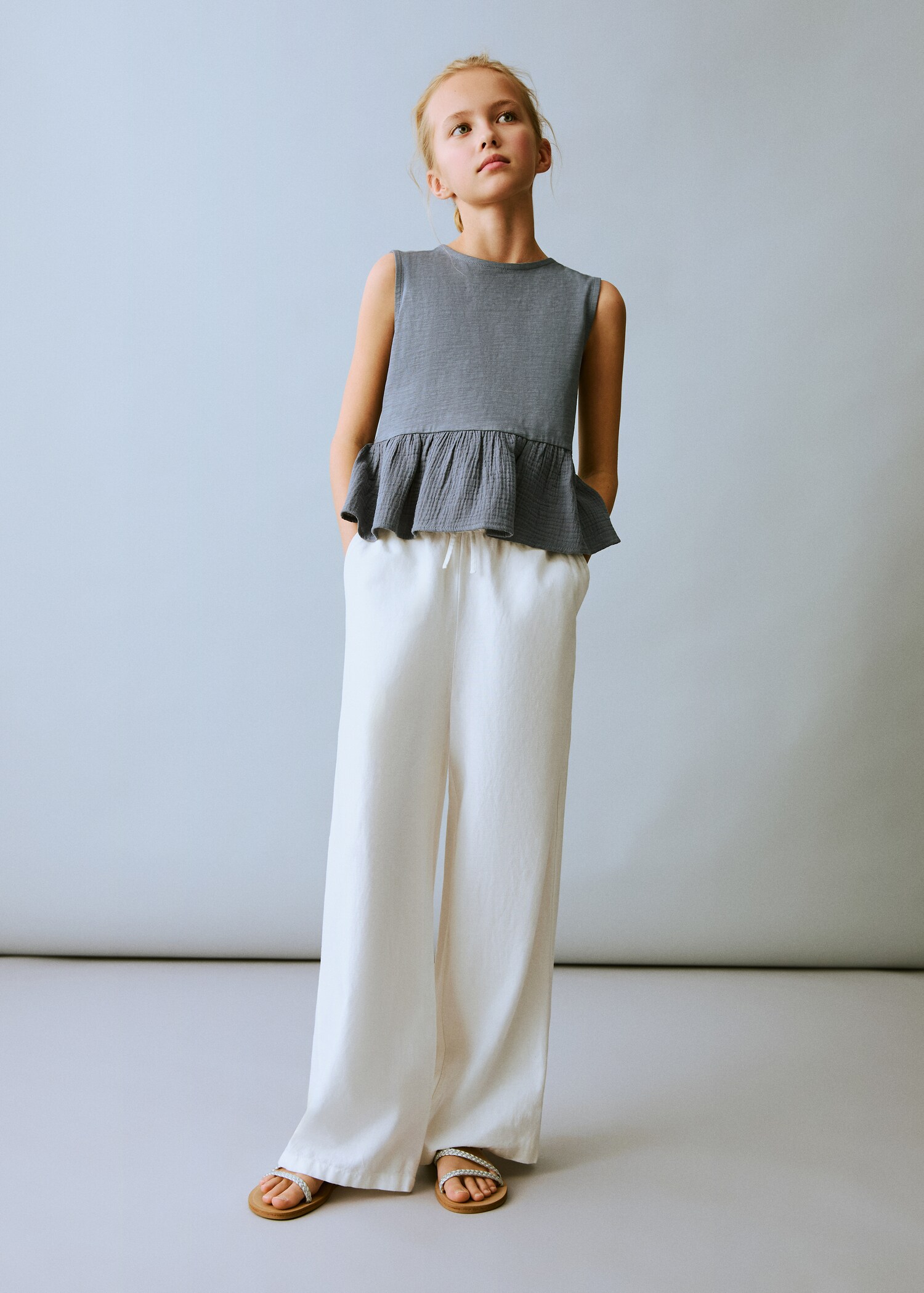 Bow ruffle T-shirt - General plane