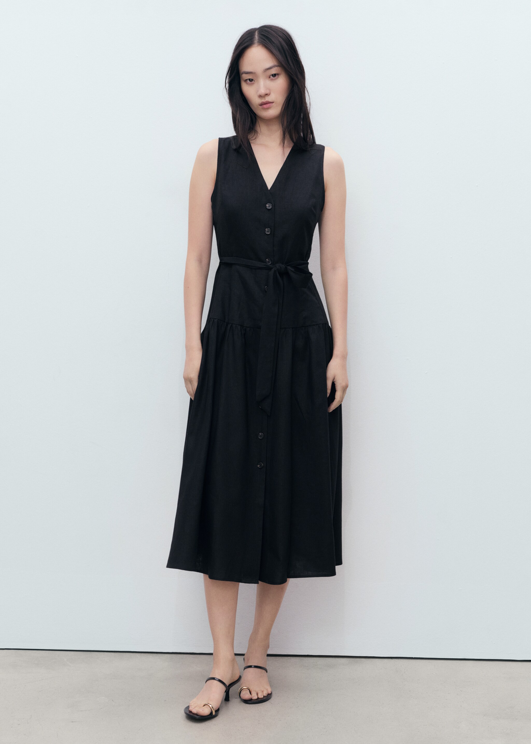 Vestido midi lino cinturón - Plano general