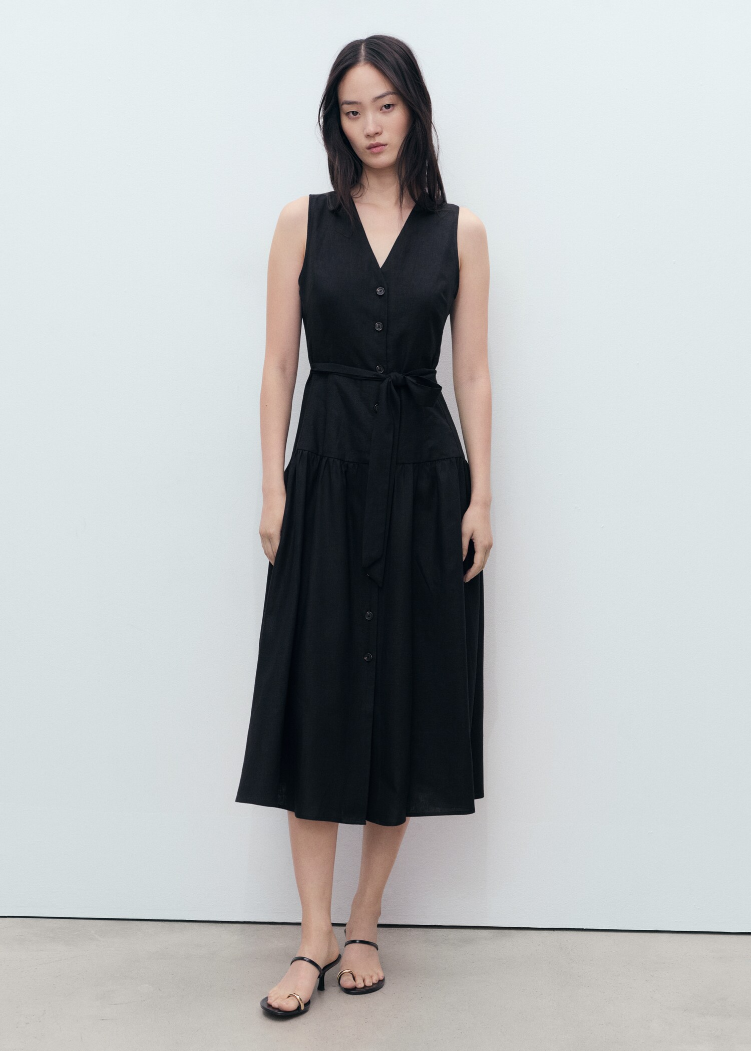 Robe midi en lin avec ceinture - Plan général