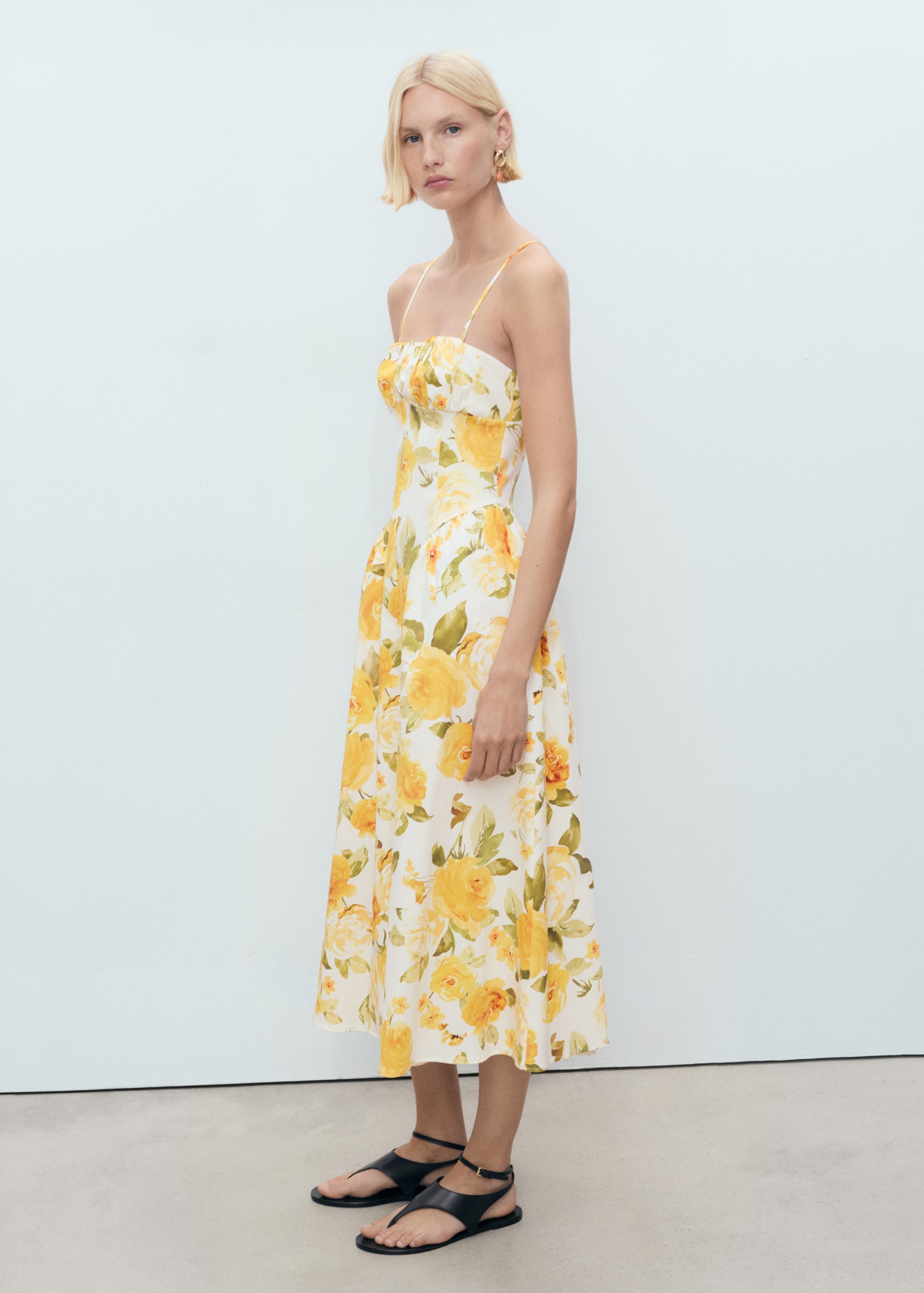Robe Fleurie Mango Robe Noeud Dos Robe Midi à Fleurs à Décolleté