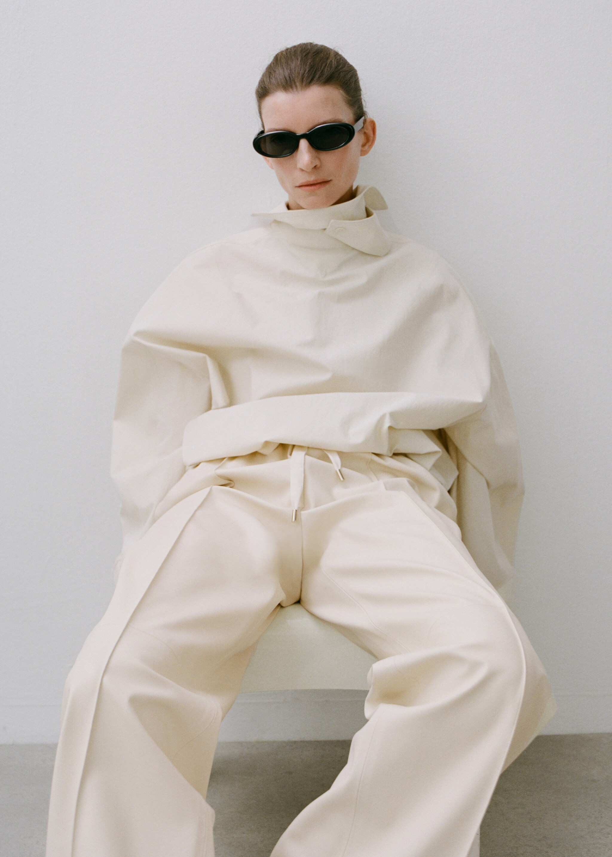 Oval frame sunglasses - General plane
