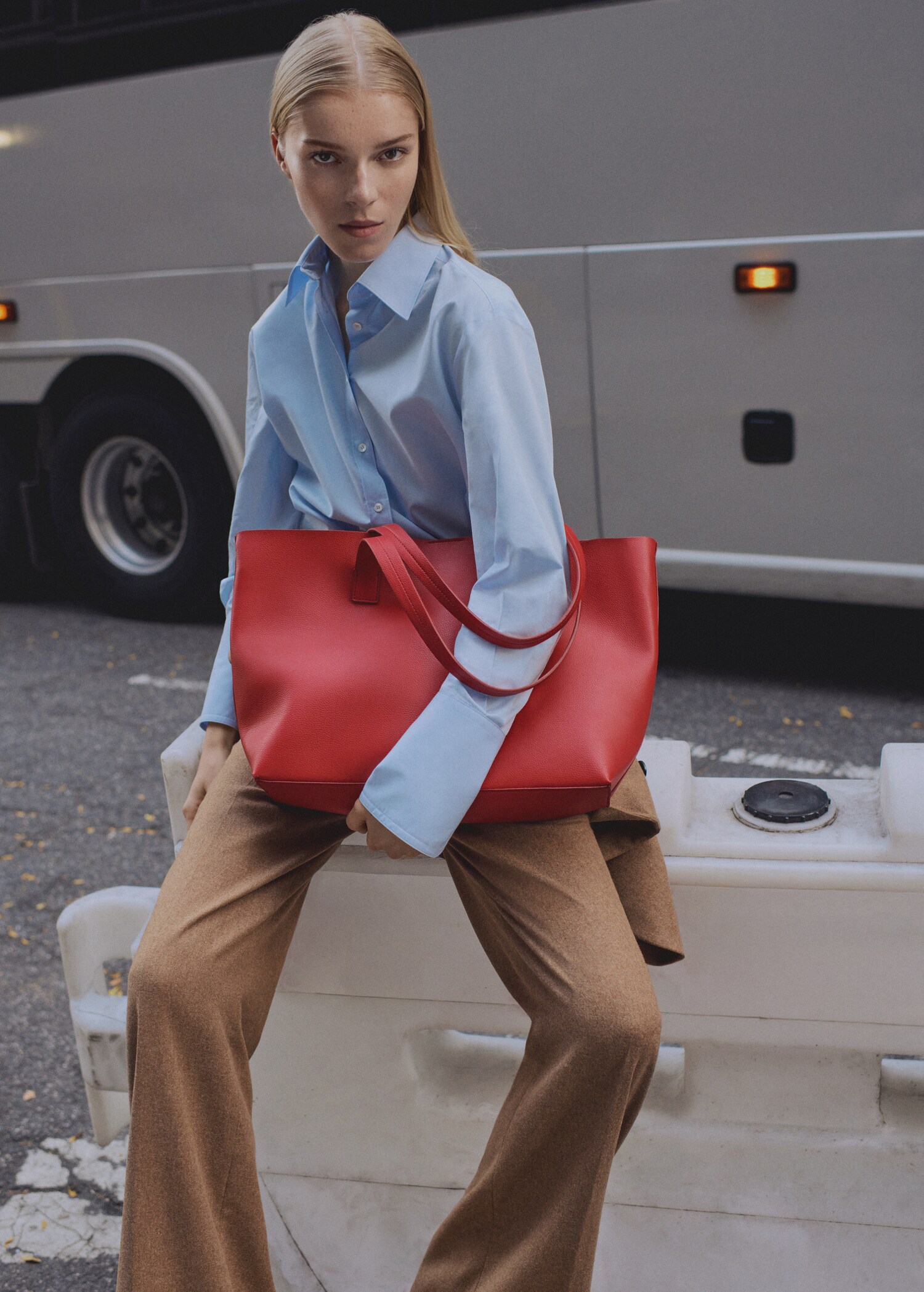 Shopper bag with double handle - General plane