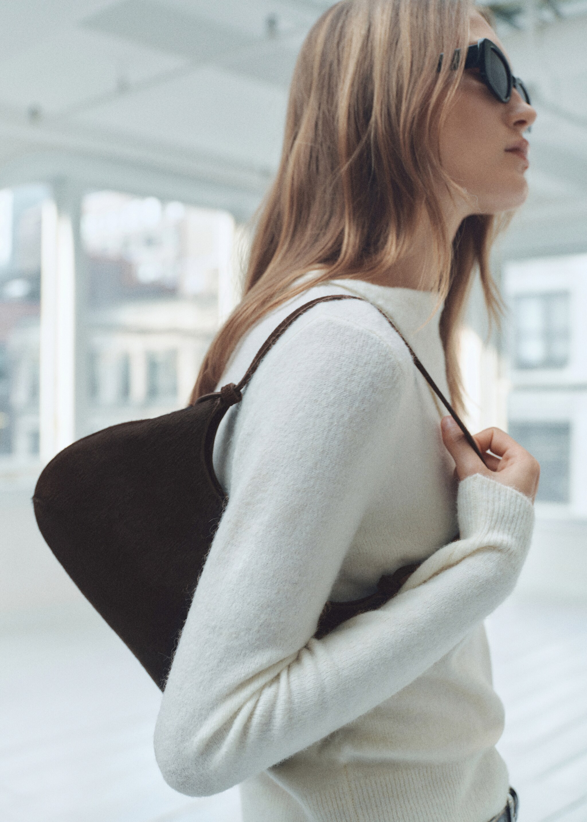 Sac porté épaule cuir imitation fourrure - Plan général