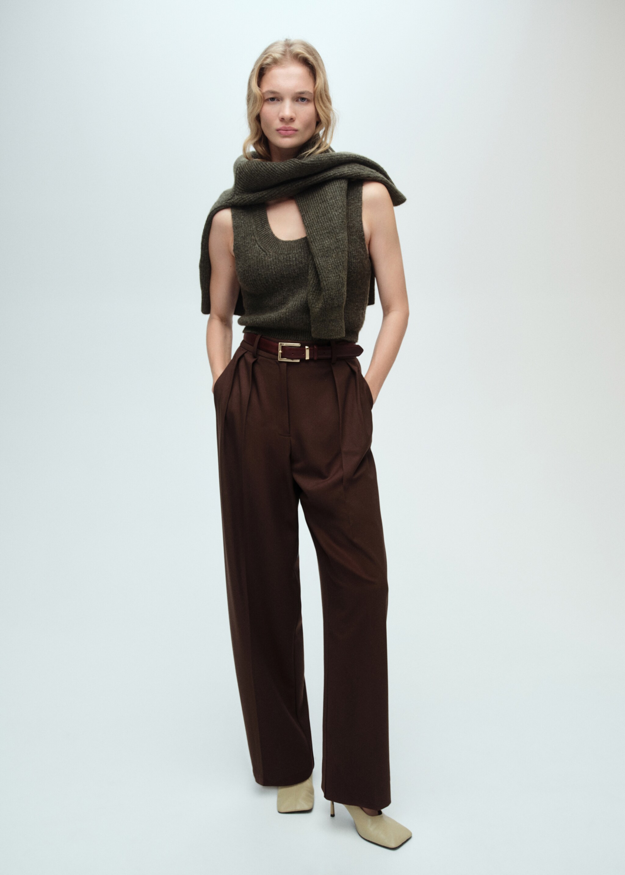 Knitted cropped top - General plane