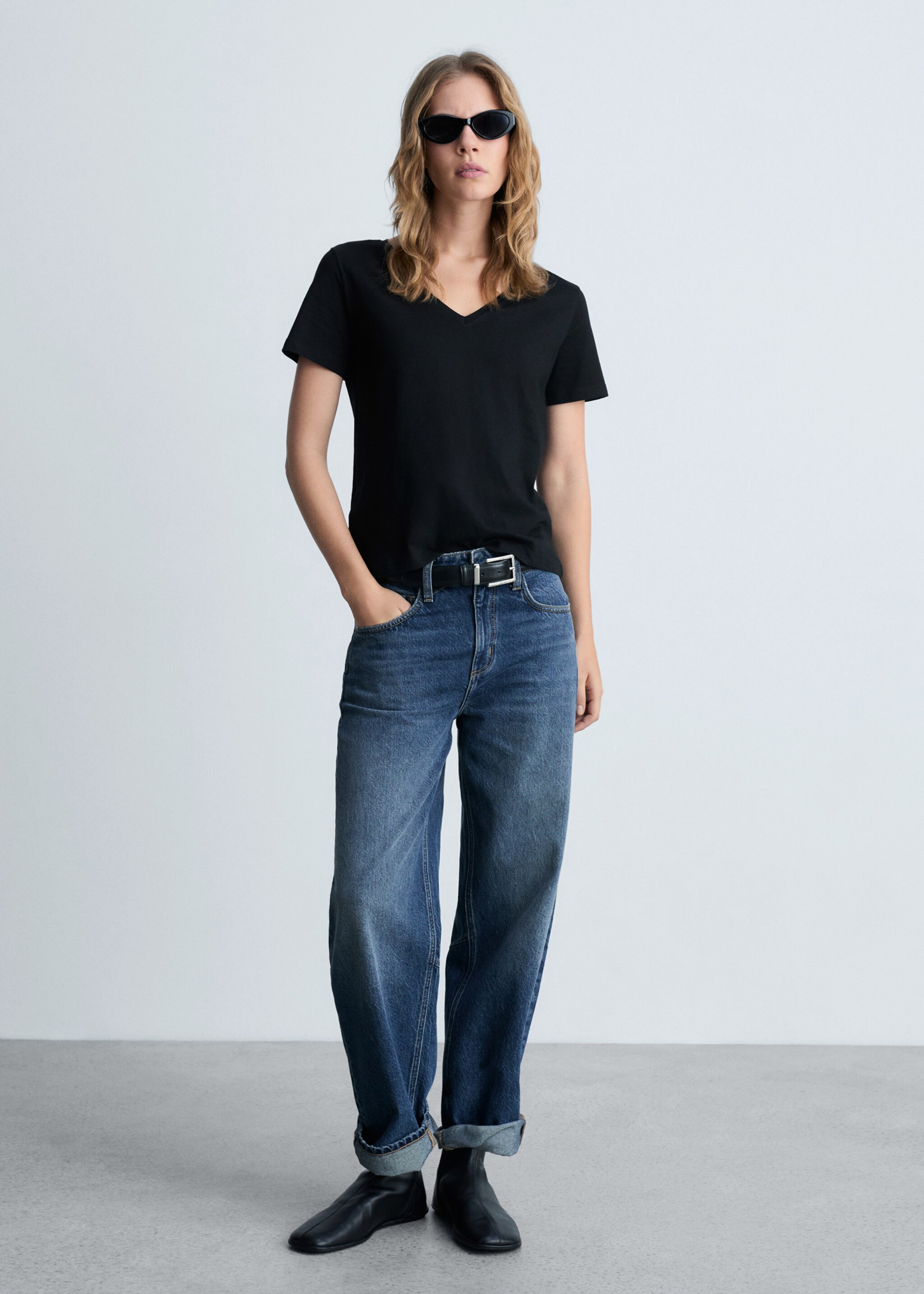 V-neck cotton T-shirt - General plane