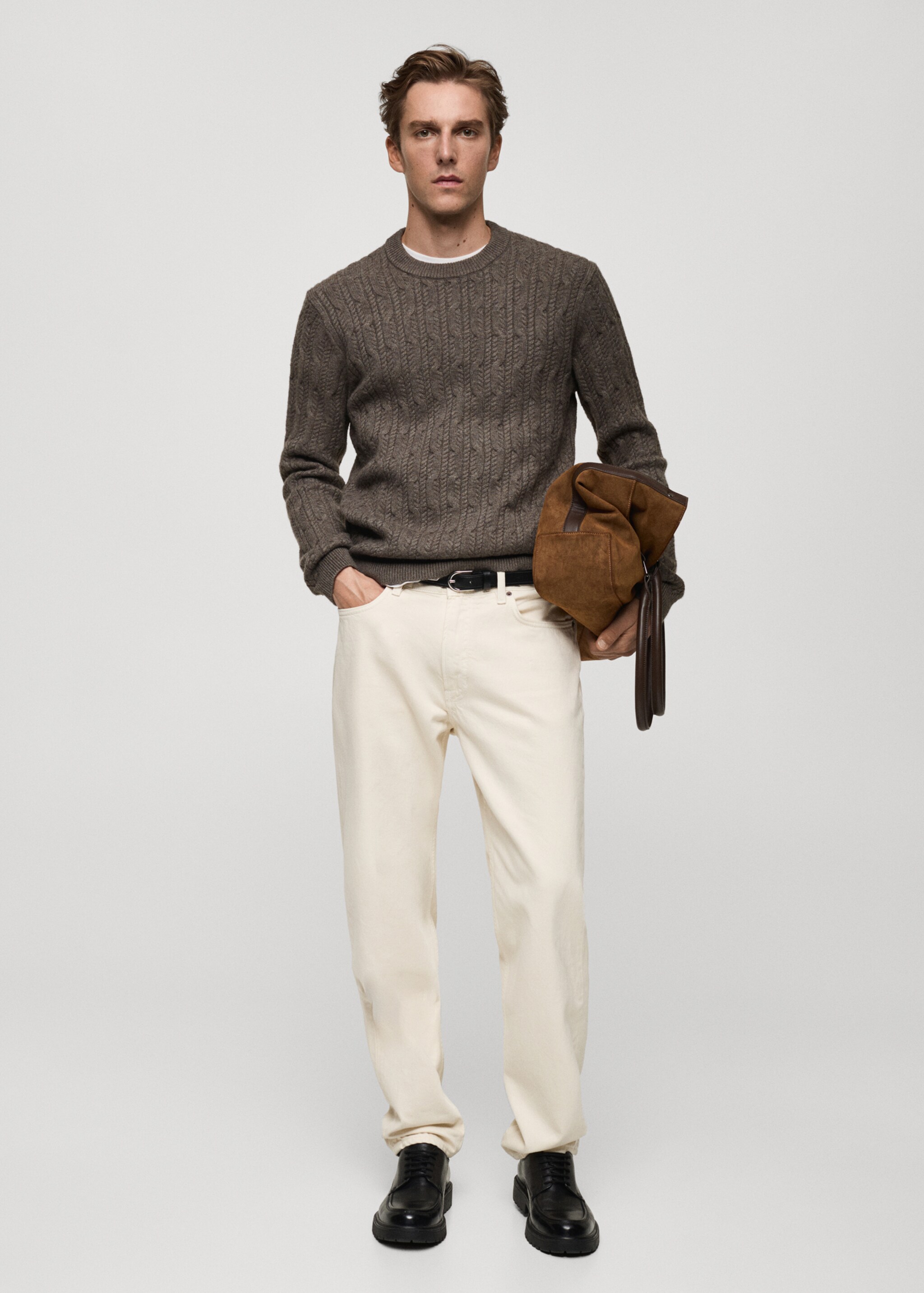 Braided knitted sweater - General plane