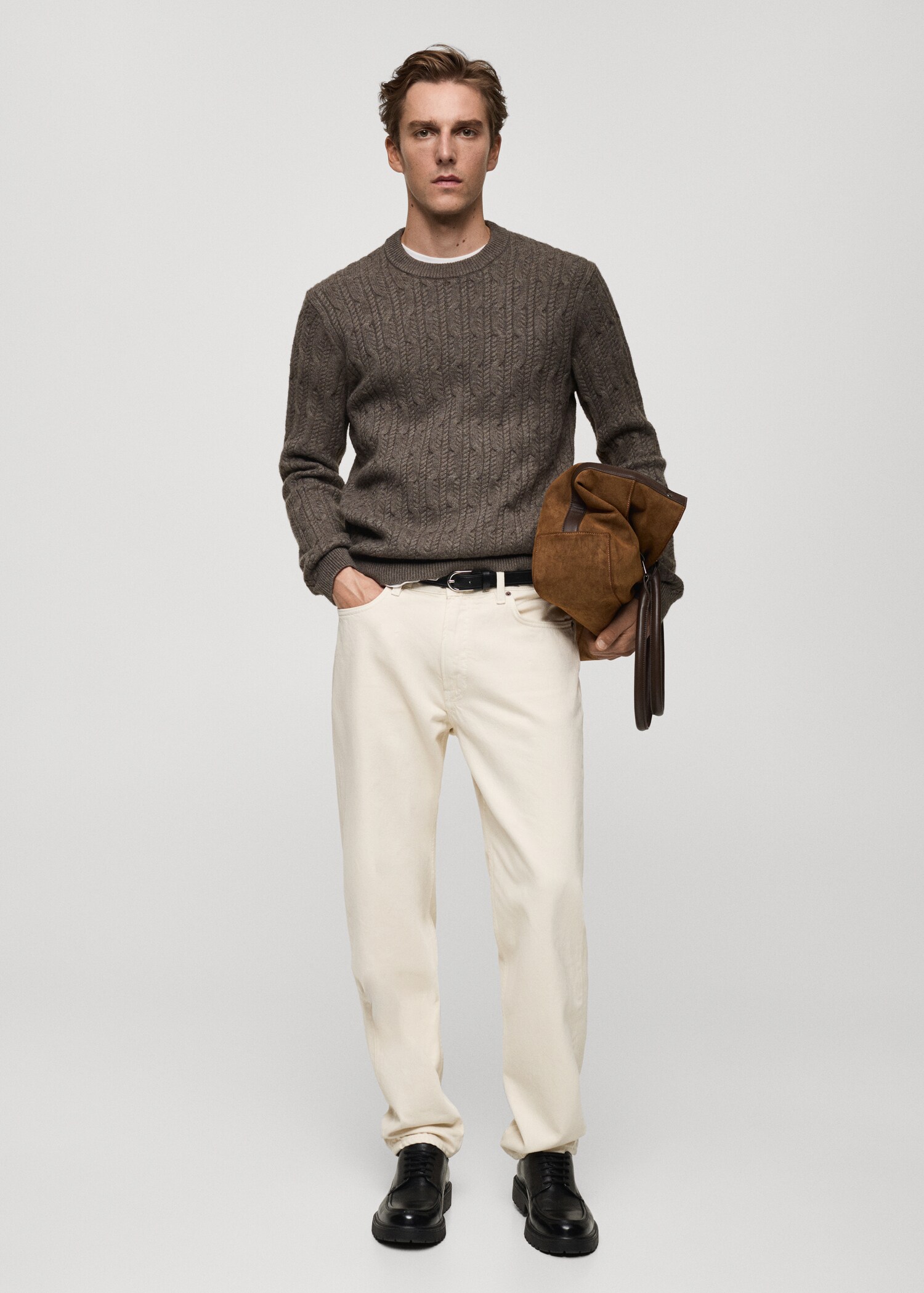 Braided knitted sweater - General plane