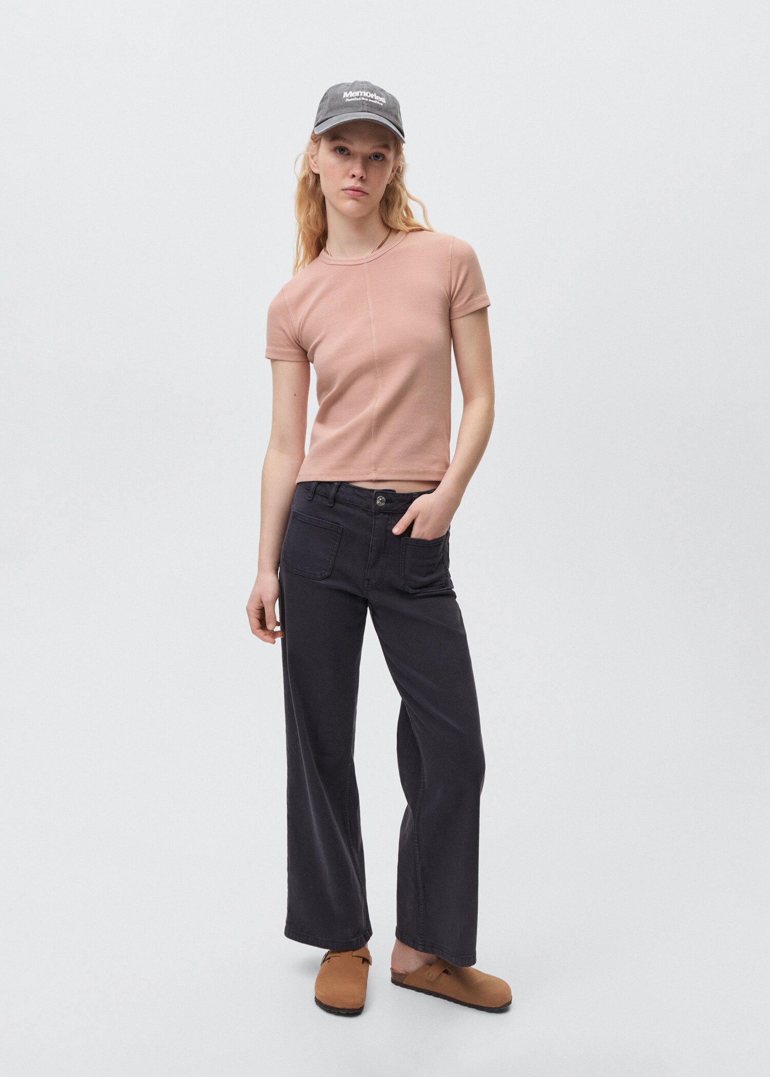 Crop-T-Shirt mit Rippstruktur - Allgemeine Ansicht