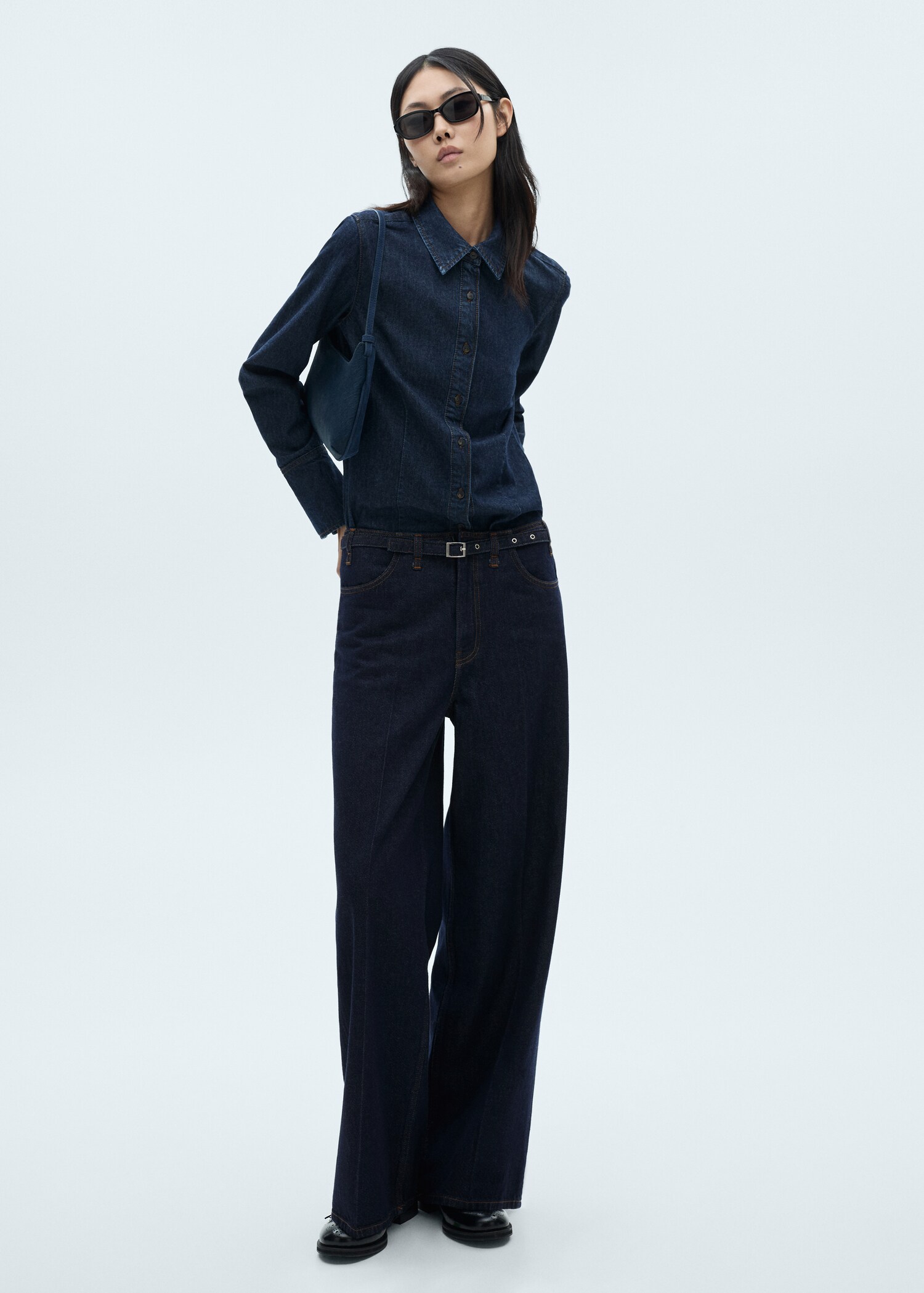 Rinse-wash wide-leg jeans with belt - General plane