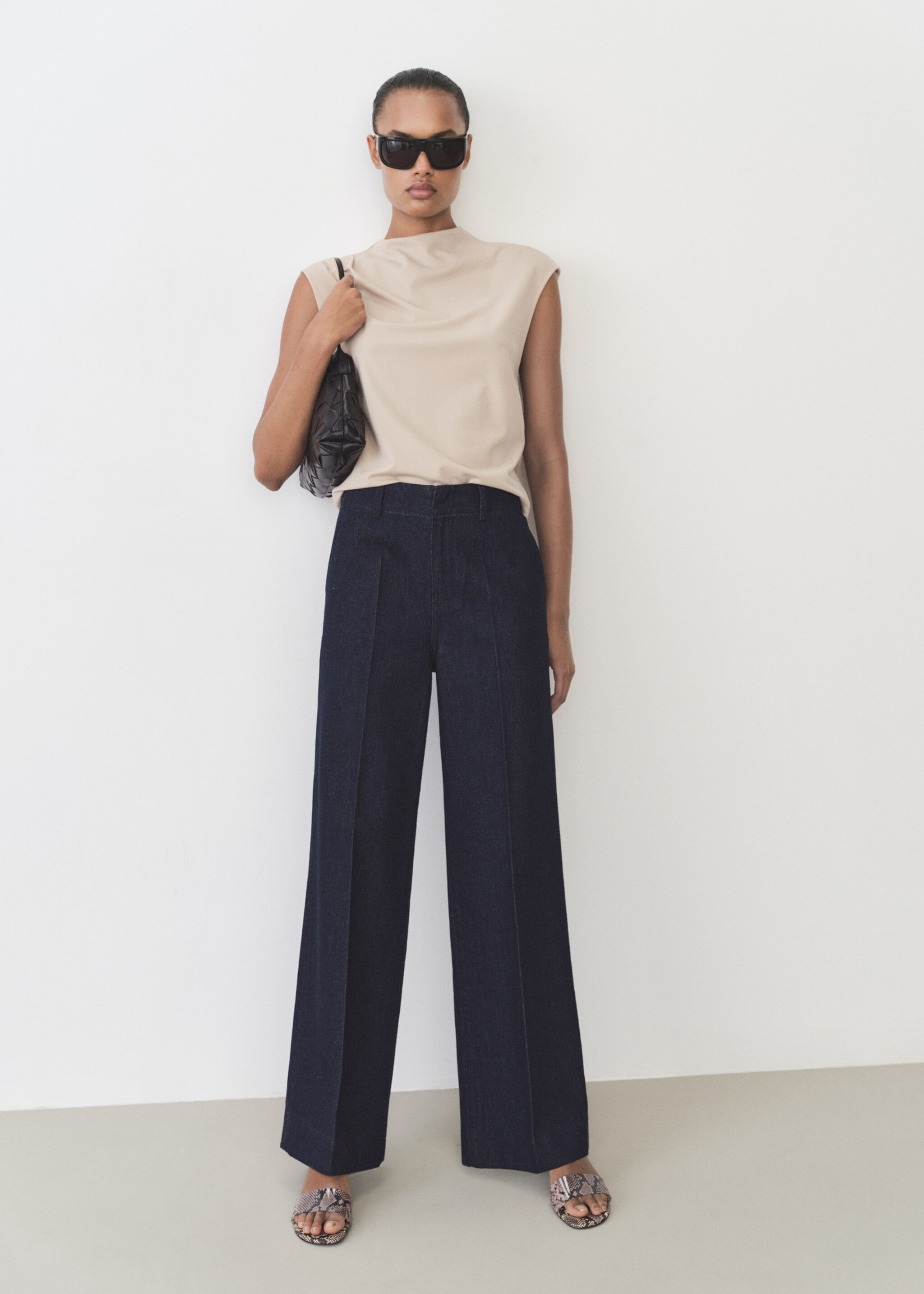 Wide-leg denim trousers - General plane