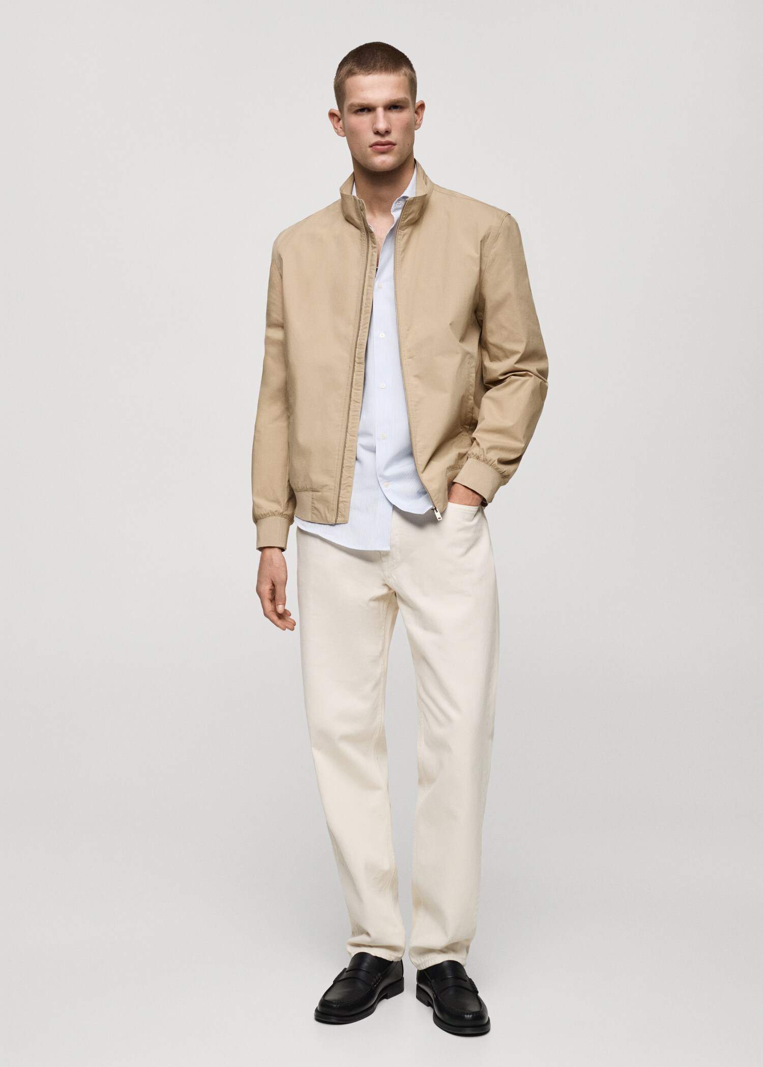 Lightweight jacket with funnel neck - General plane