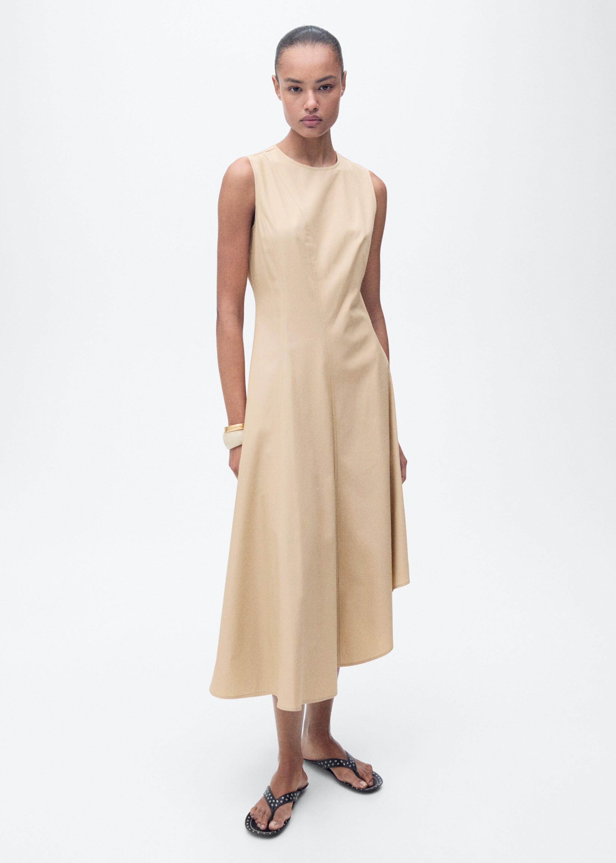 Asymmetrical dress with frayed hem - General plane