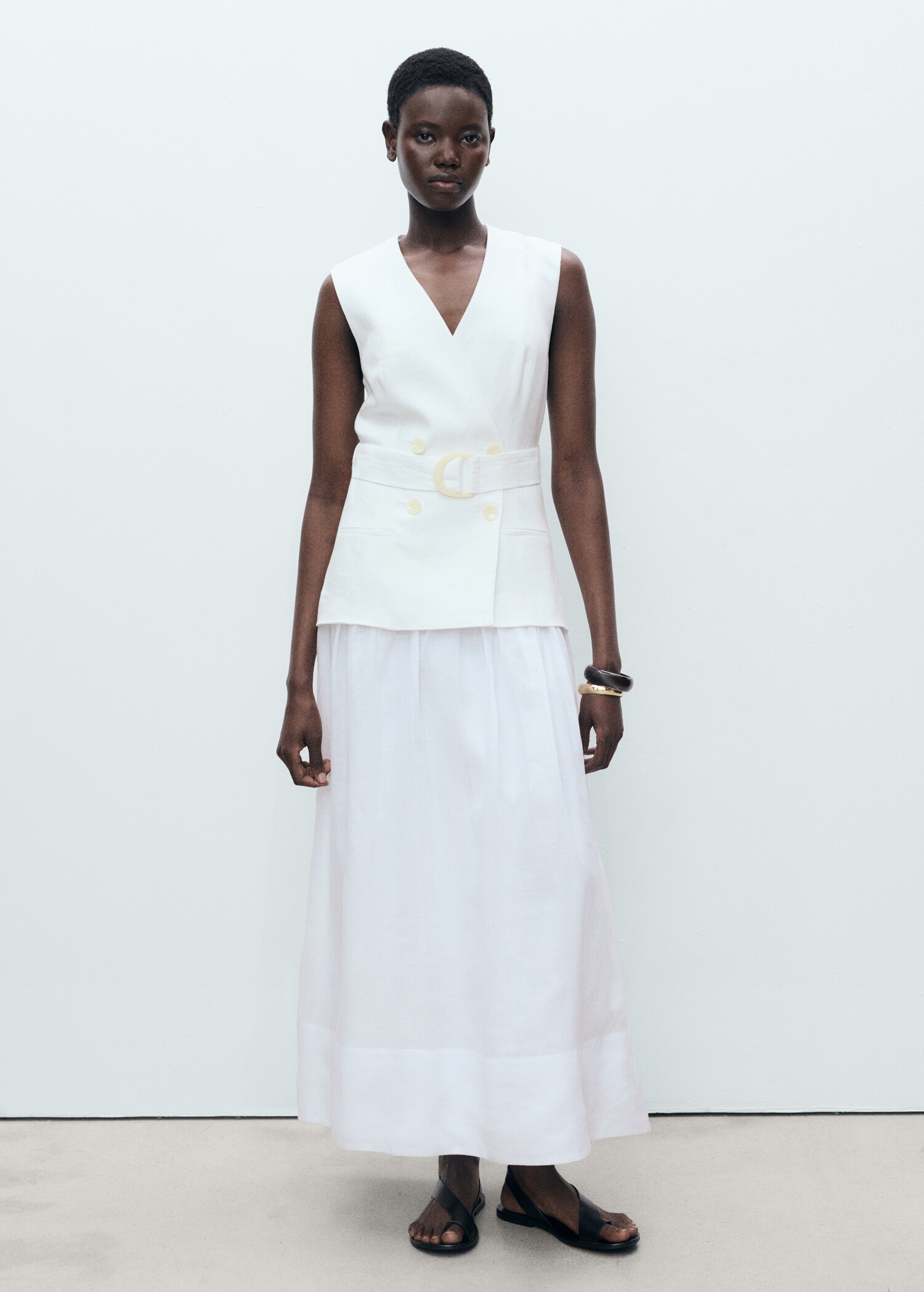 Linen and ramie dress with belt - General plane