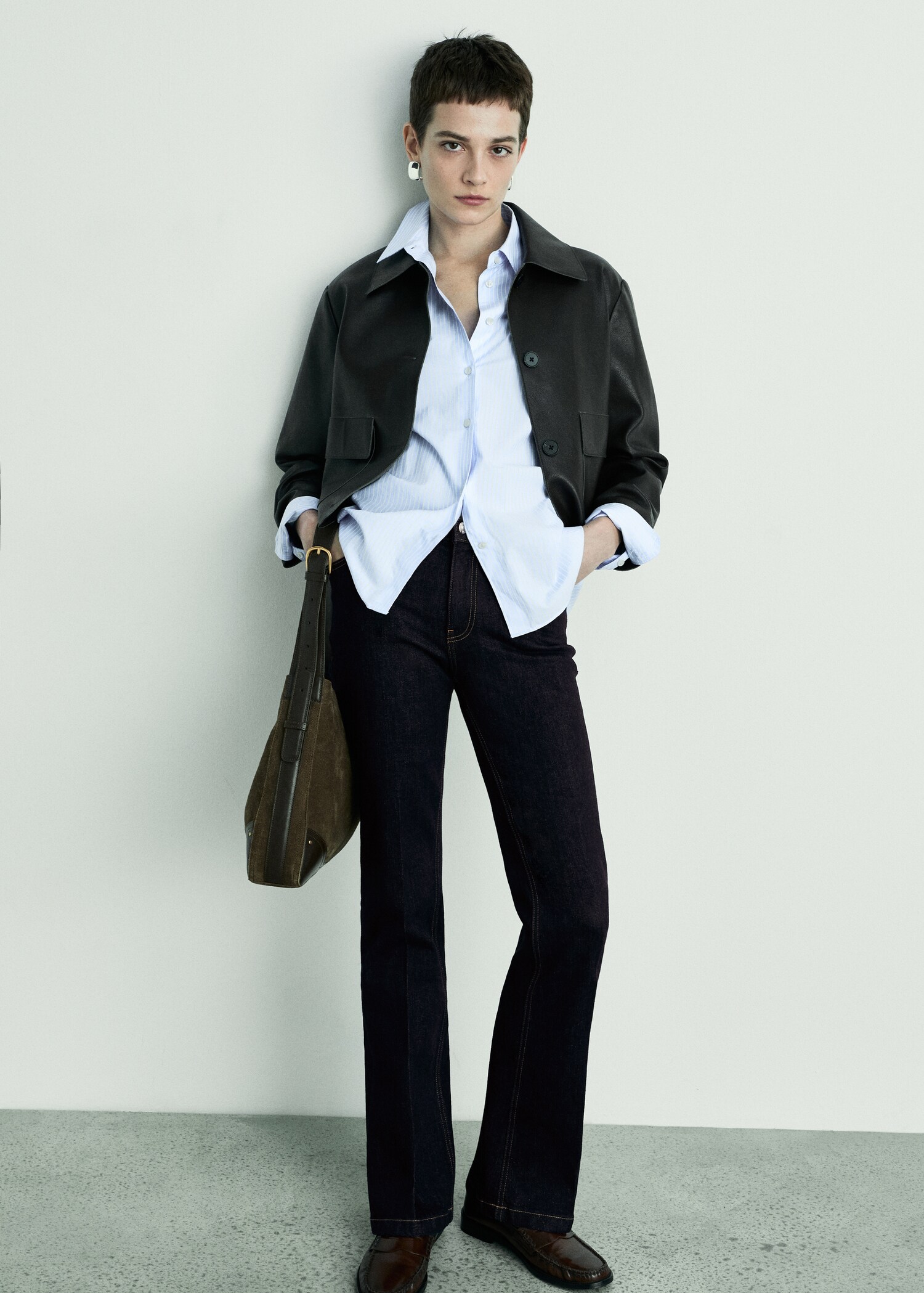 Ausgestellte Rinse-Wash-Jeans - Allgemeine Ansicht