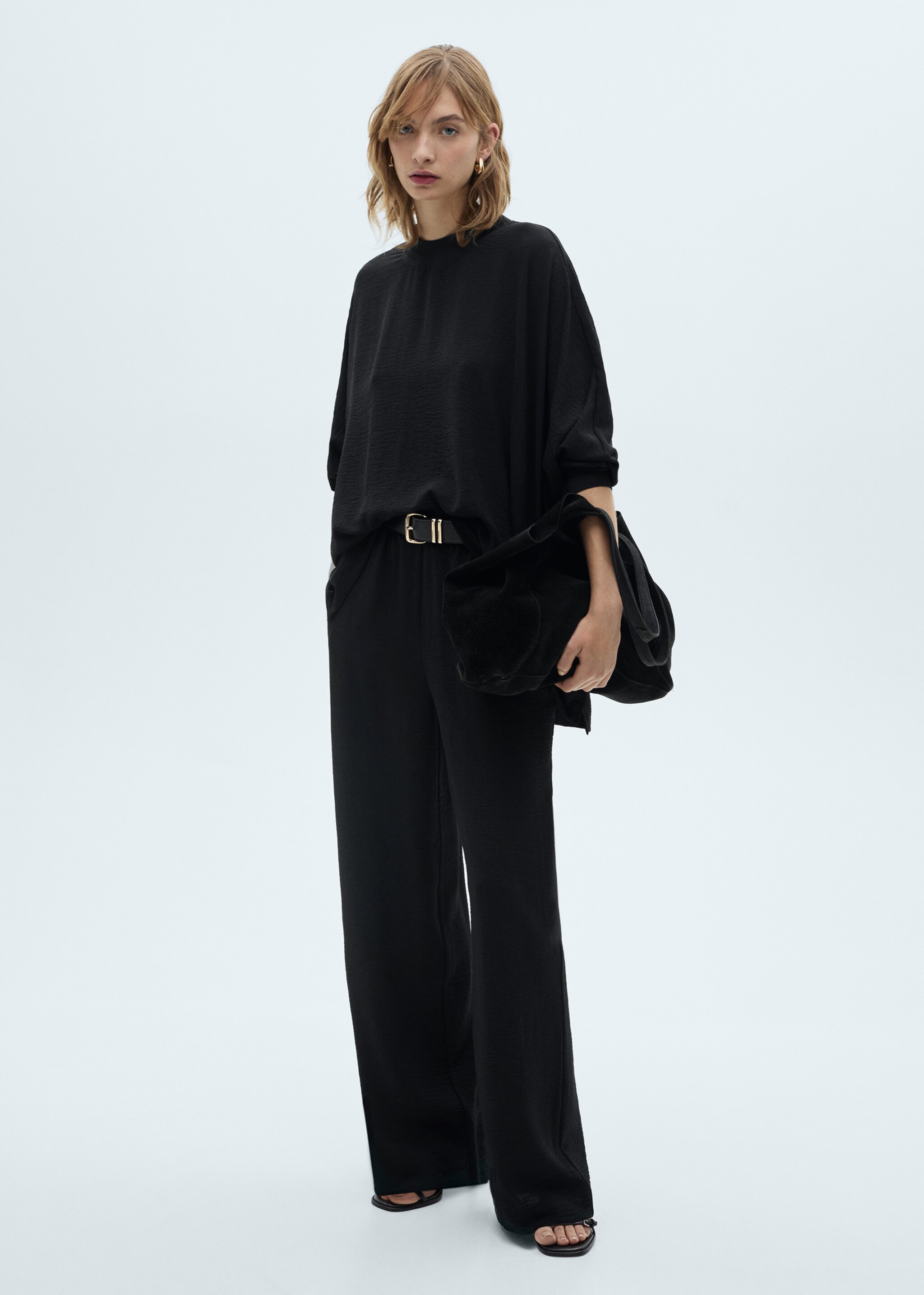 Oversized knitted sweatshirt - General plane
