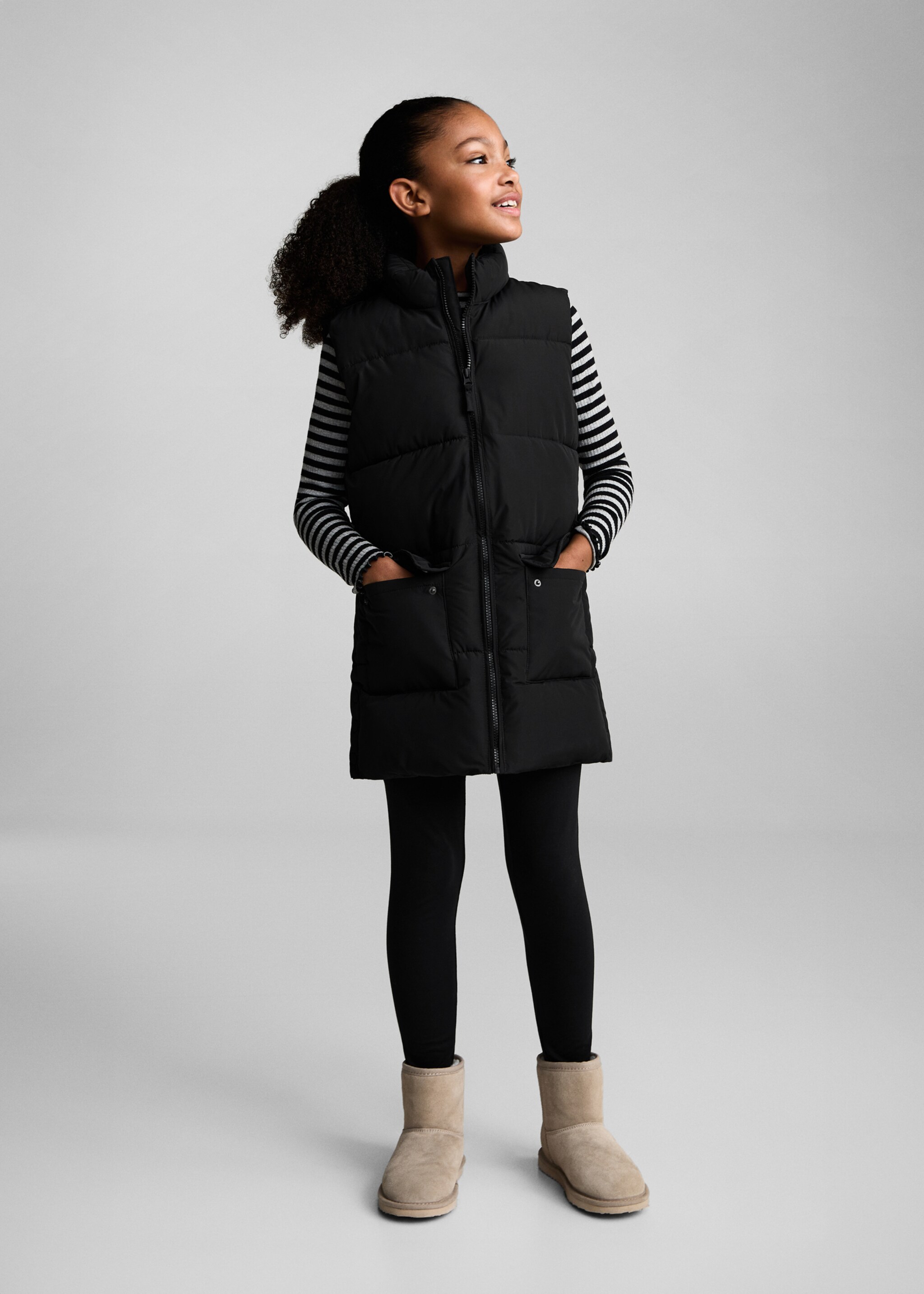Long quilted gilet - General plane