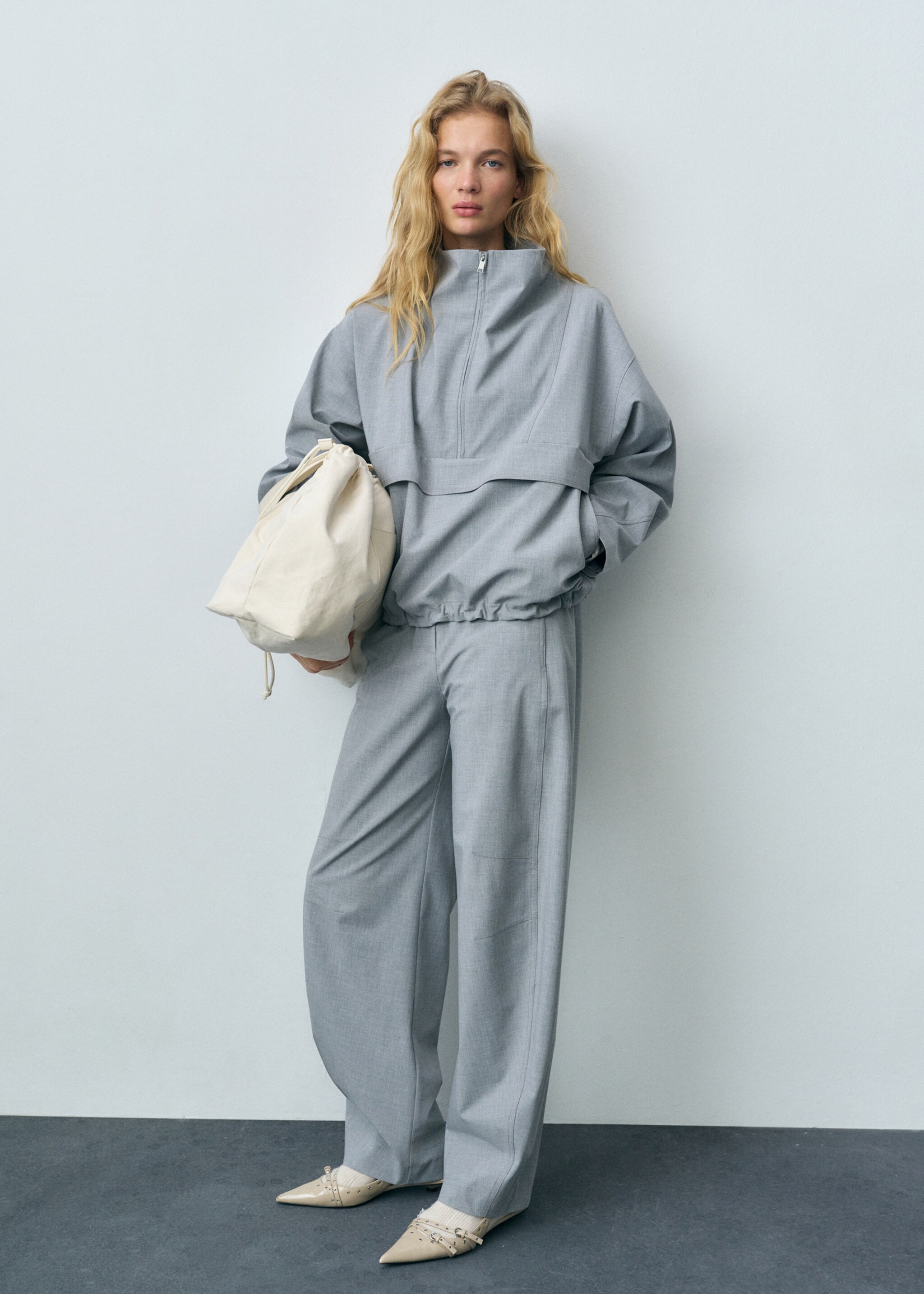 Drawstring jogger trousers - General plane
