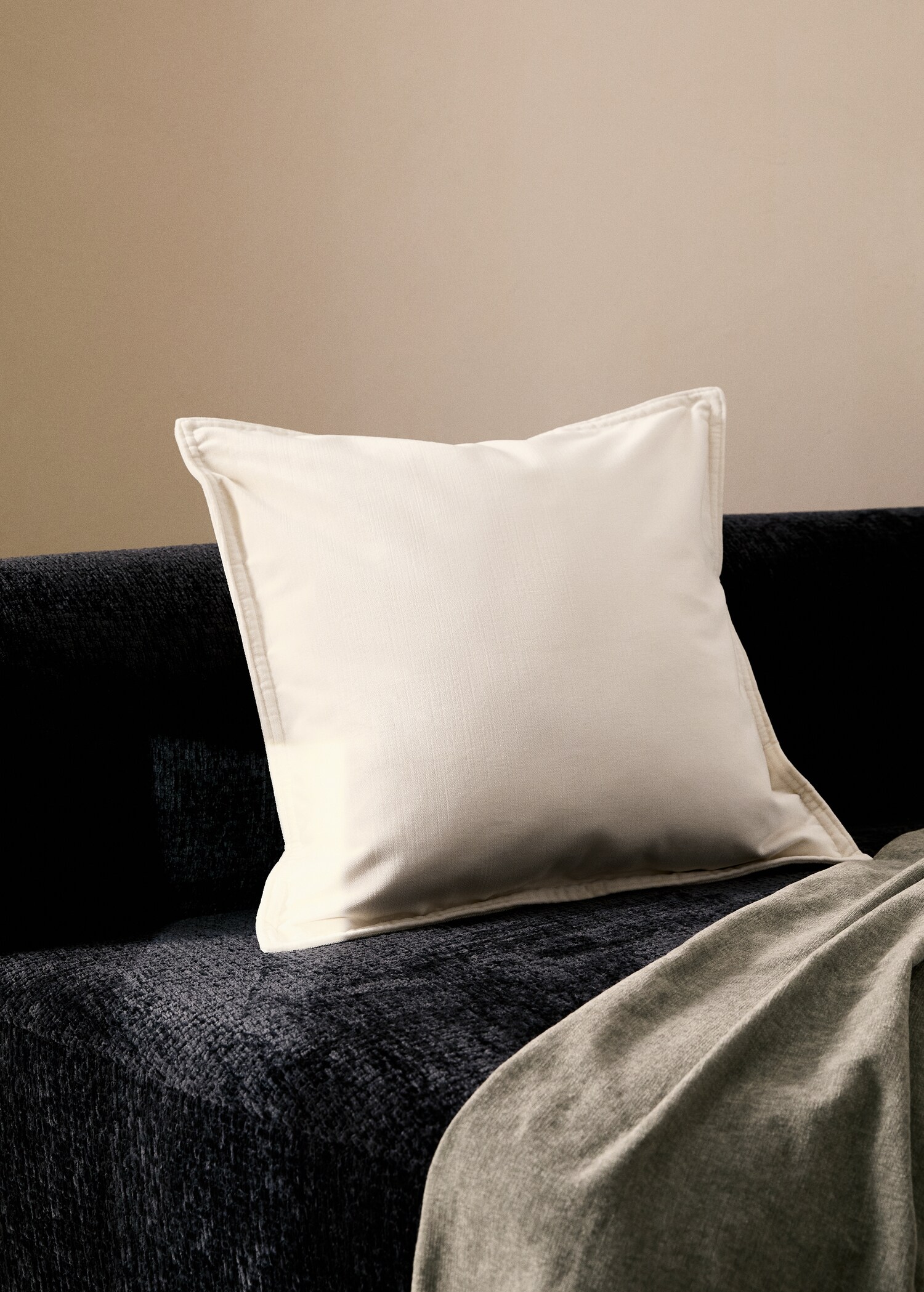 Cushion case primula - General plane