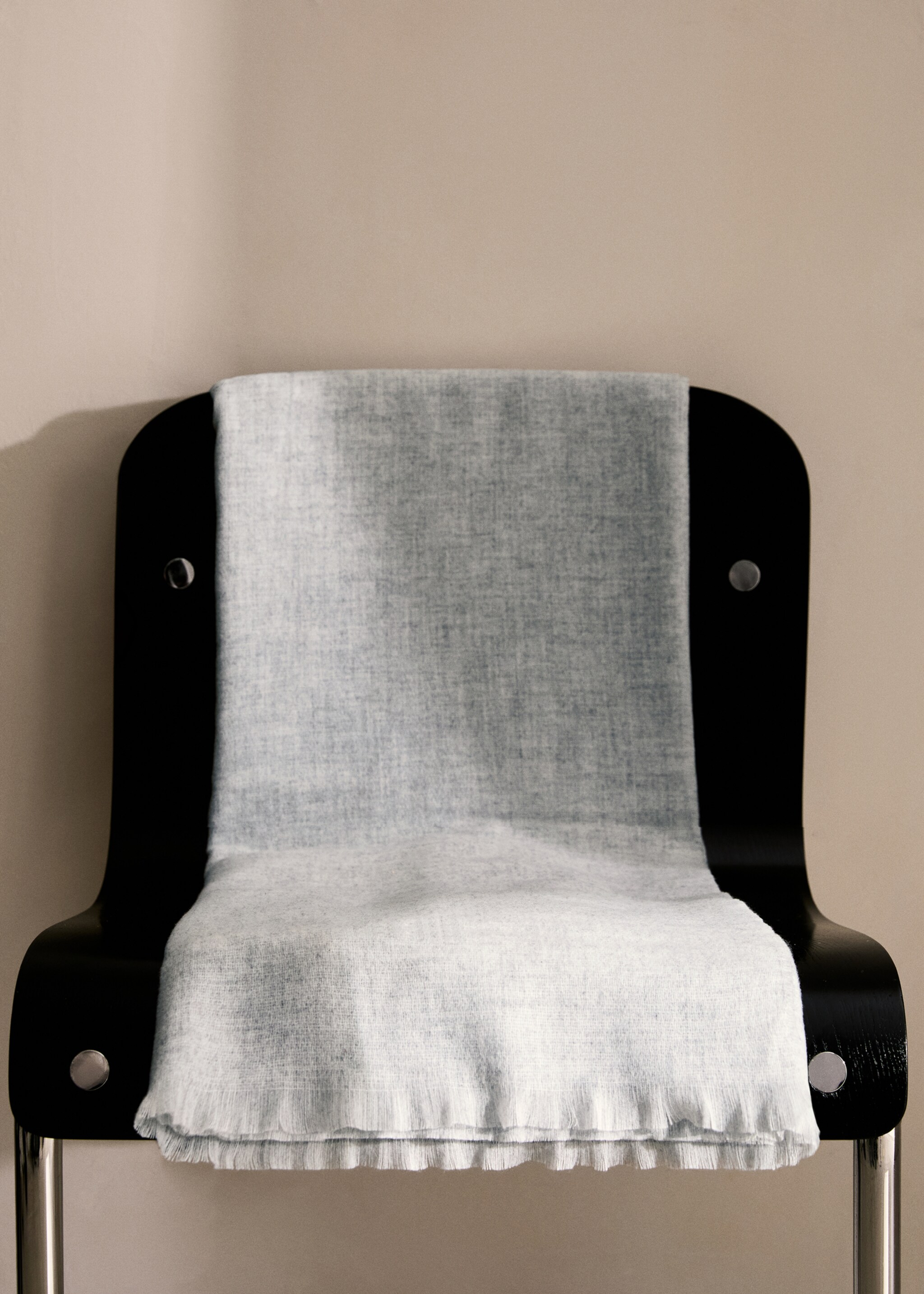 Soft melange blanket - General plane