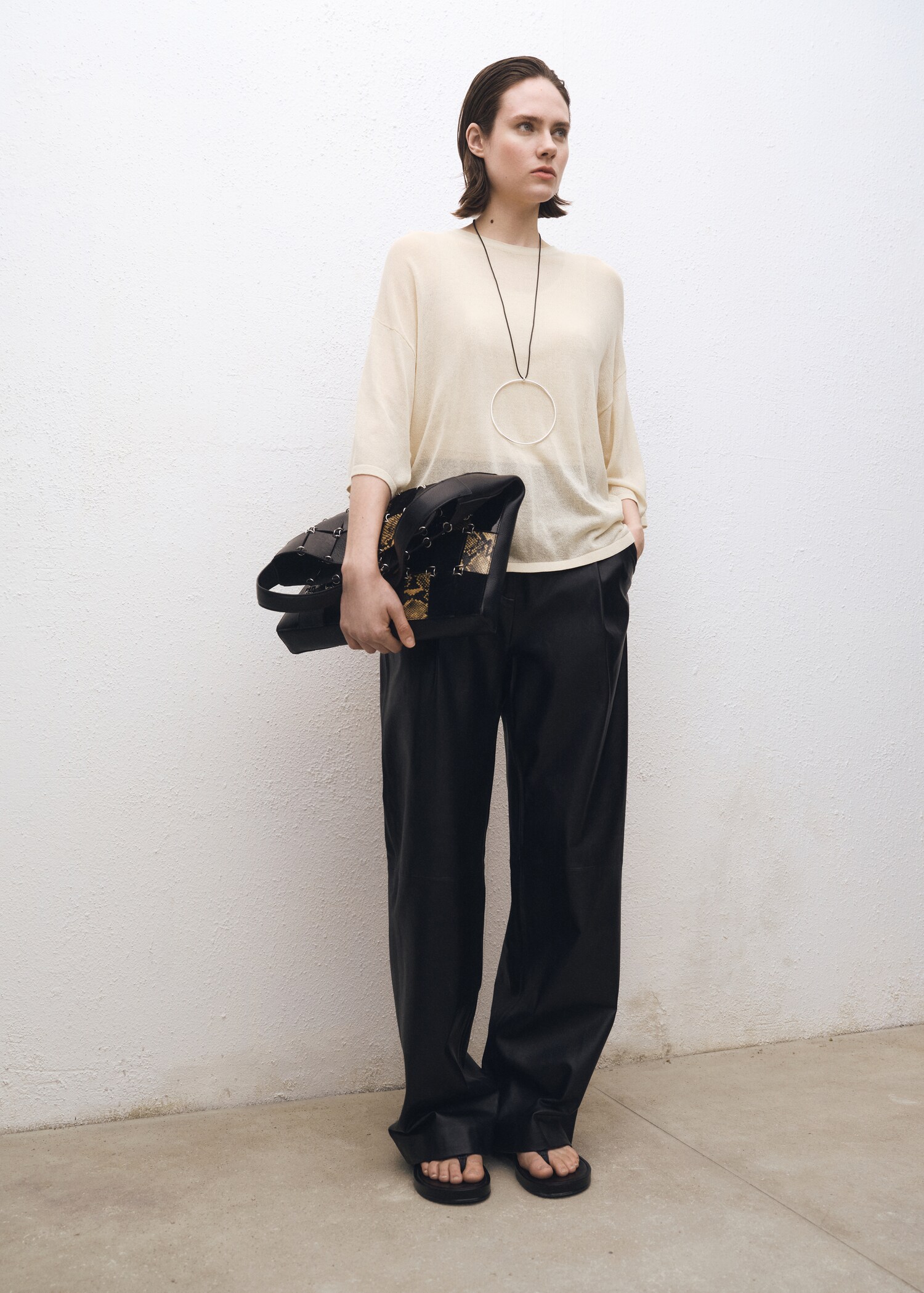 Oversize short sleeve sweater - General plane