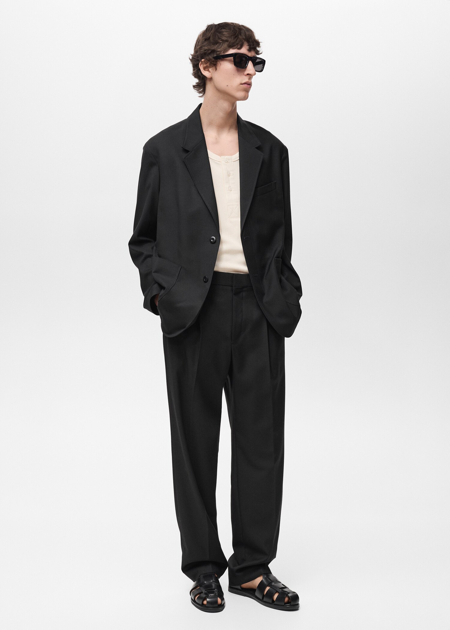 Relaxed-fit suit trousers with pleats - General plane