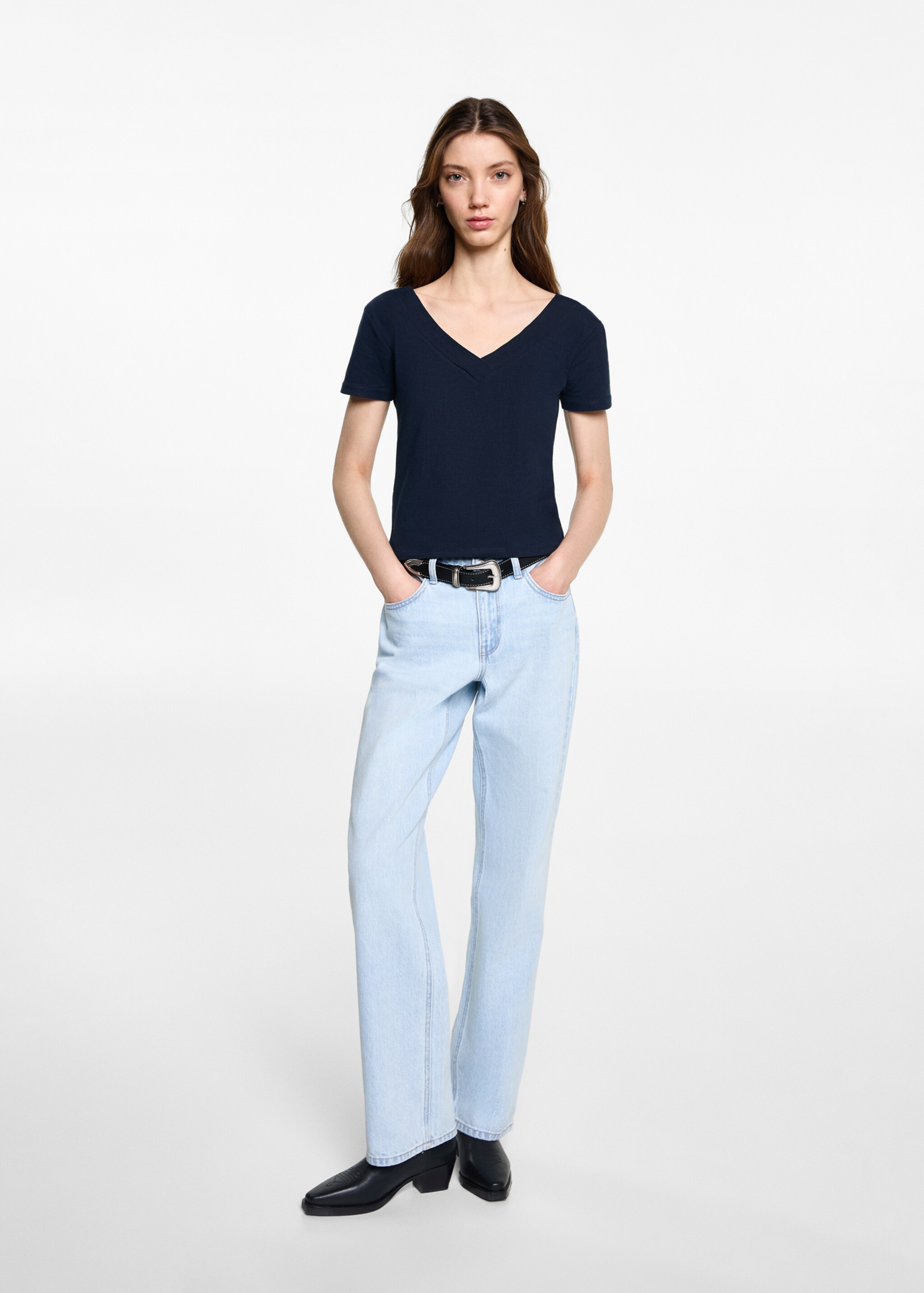 Halter-neck knitted top with fringe detail - General plane