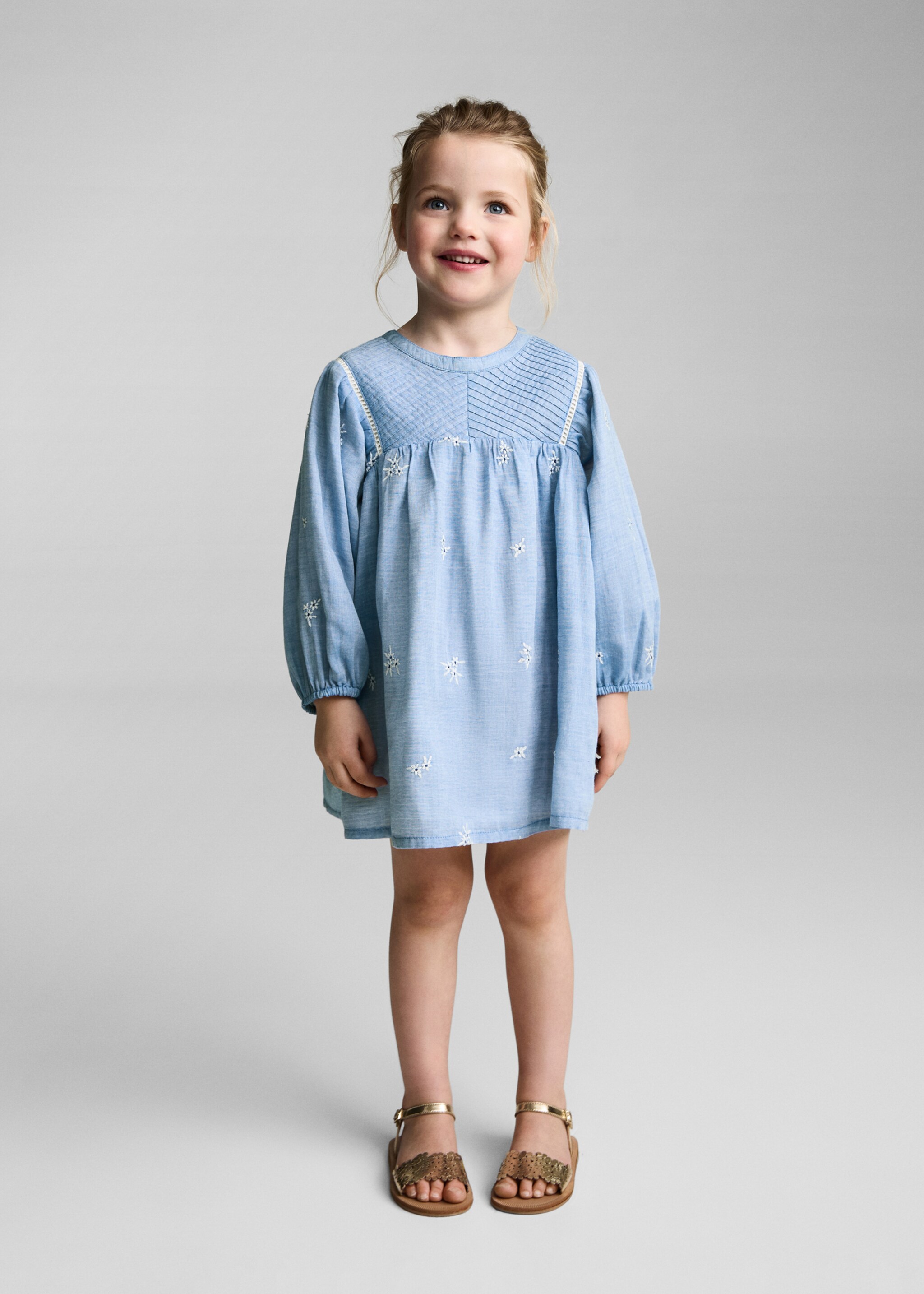 Embroidered cotton dress - General plane