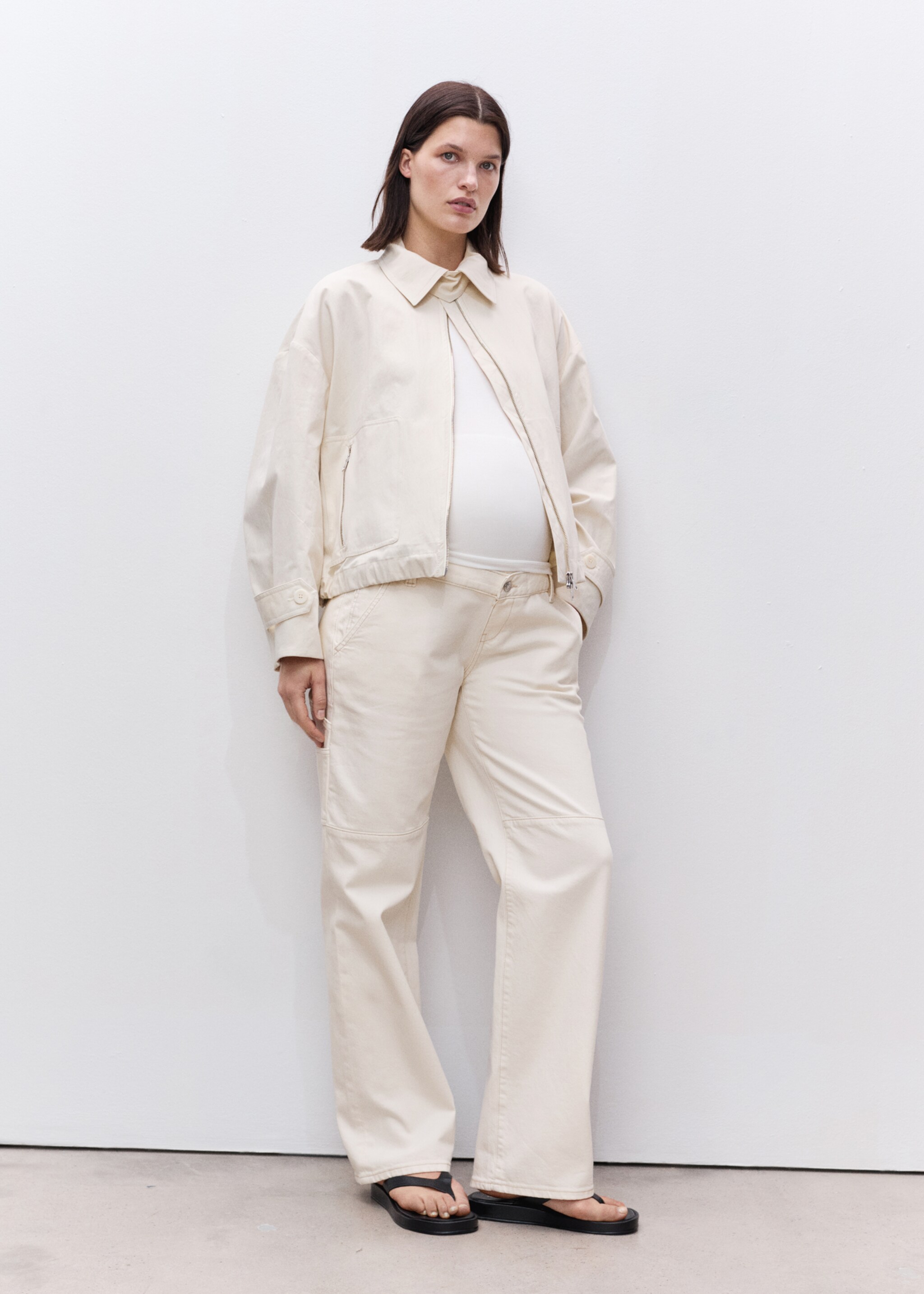 Blugi wide-leg pentru gravide - Plan general