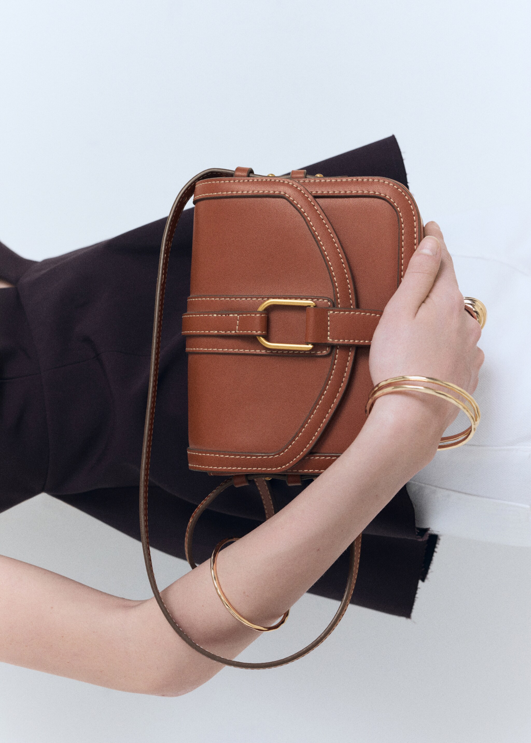 Leather-effect shoulder bag with buckle - General plane
