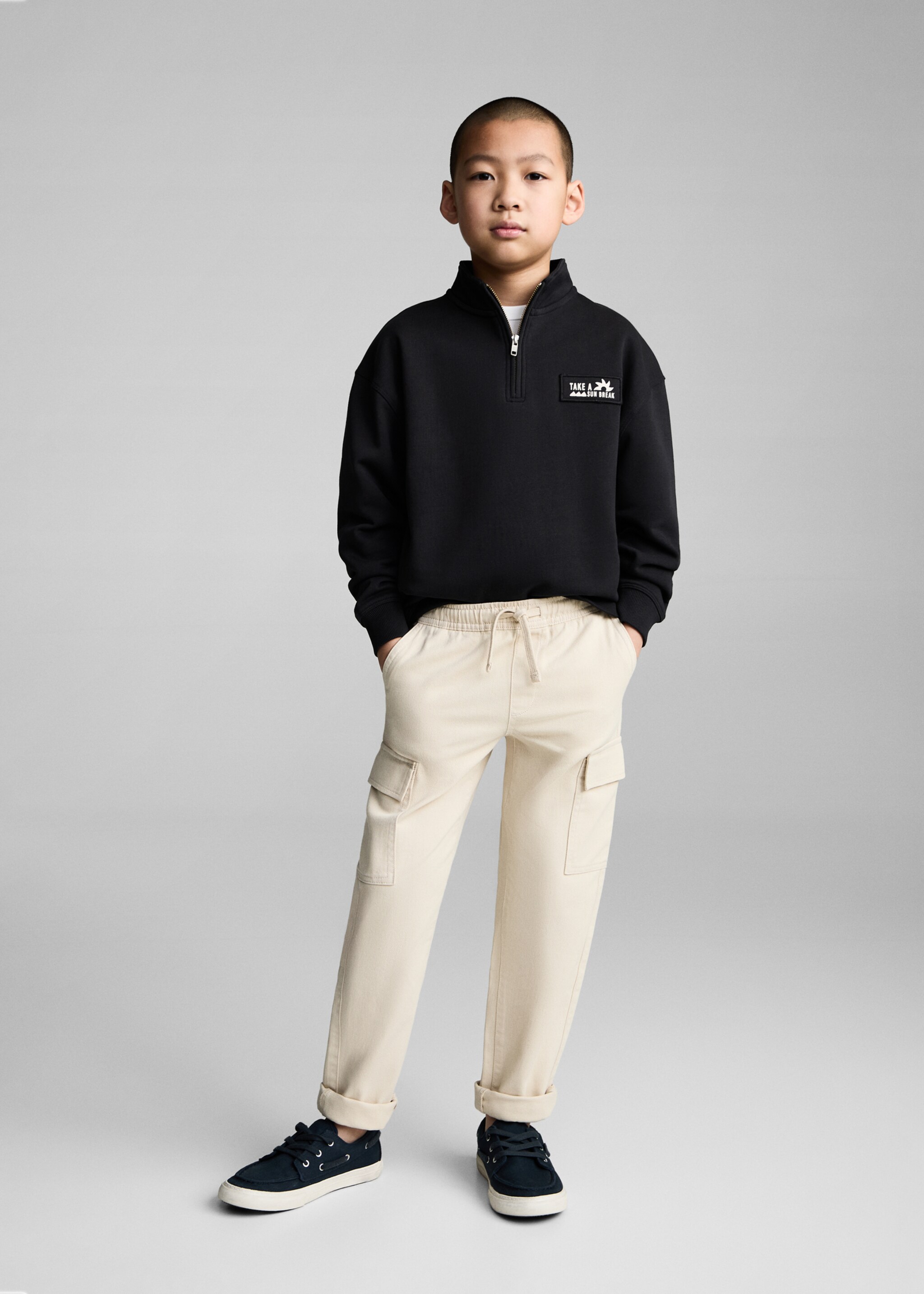 Turtleneck sweatshirt with zip - General plane