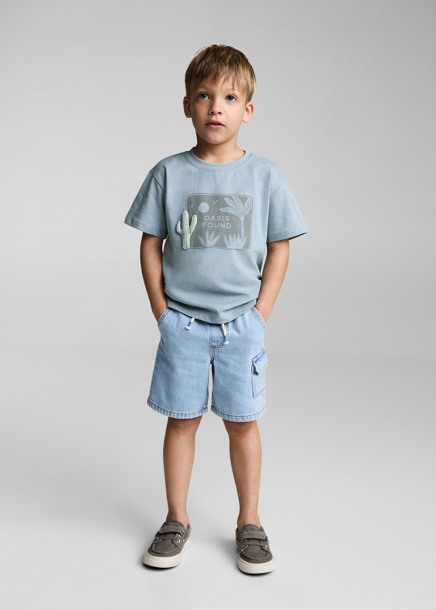 Tricou din bumbac cu model în relief - Plan general