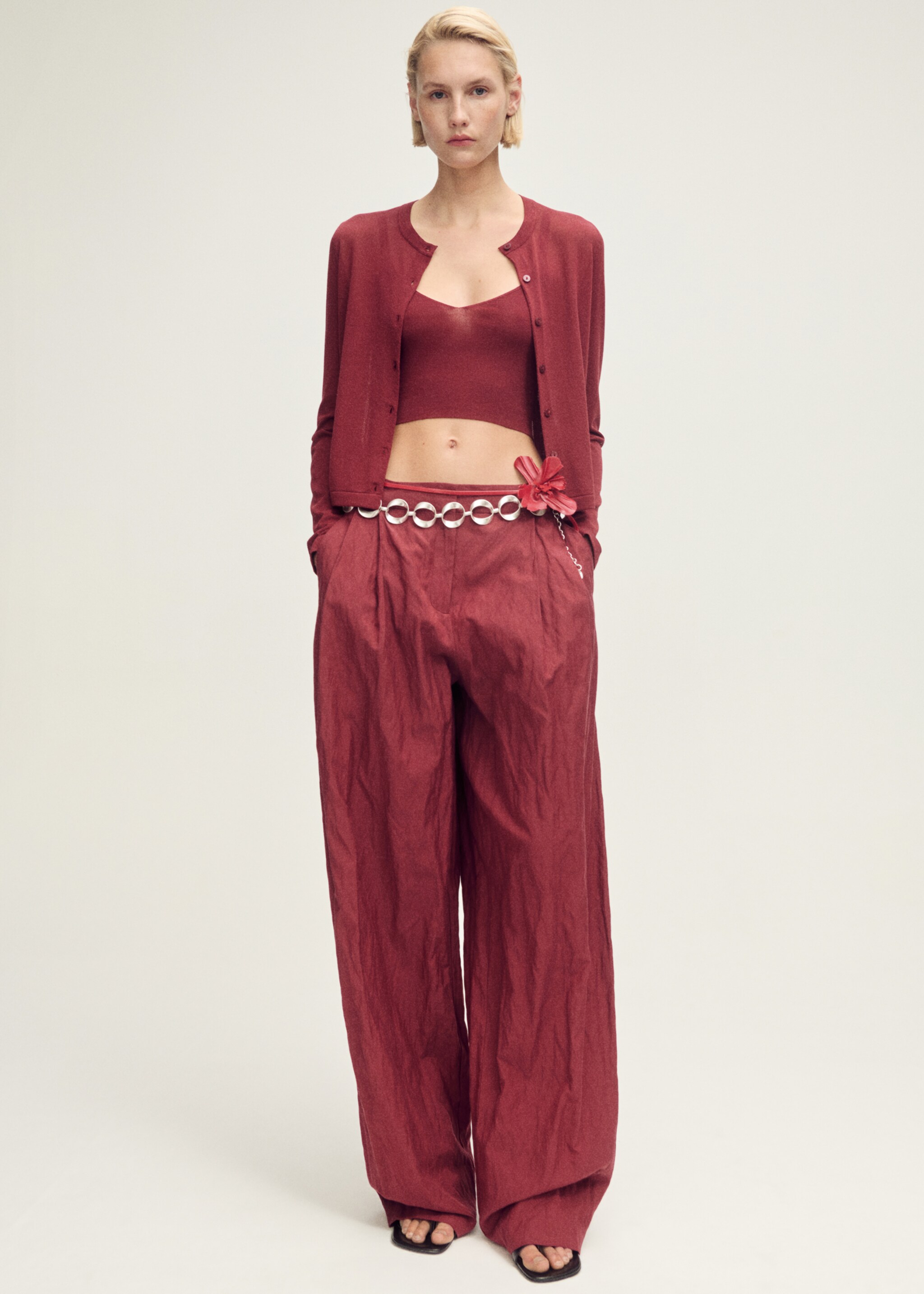 Fine-knit crop top - General plane