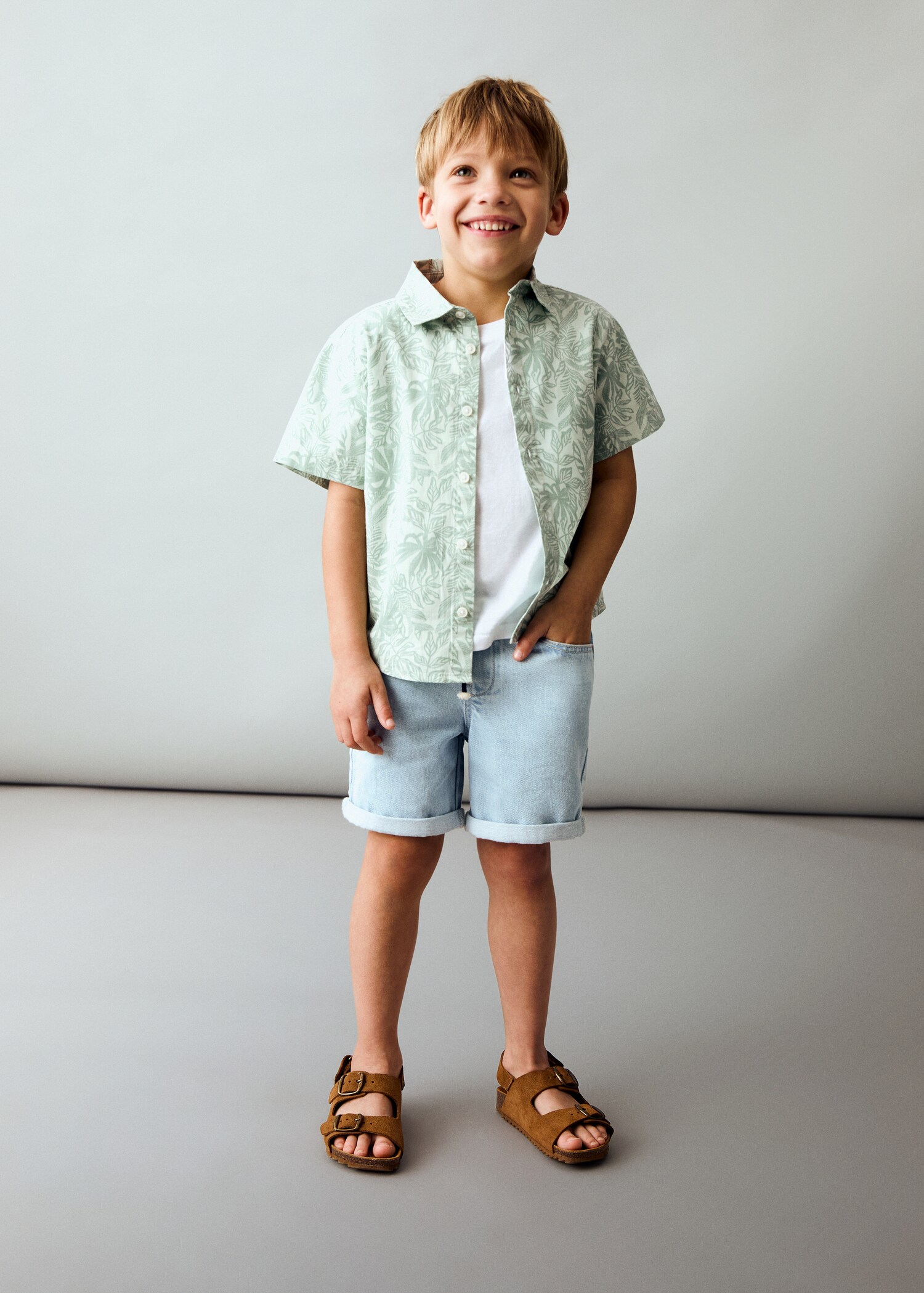 Floral print shirt - General plane