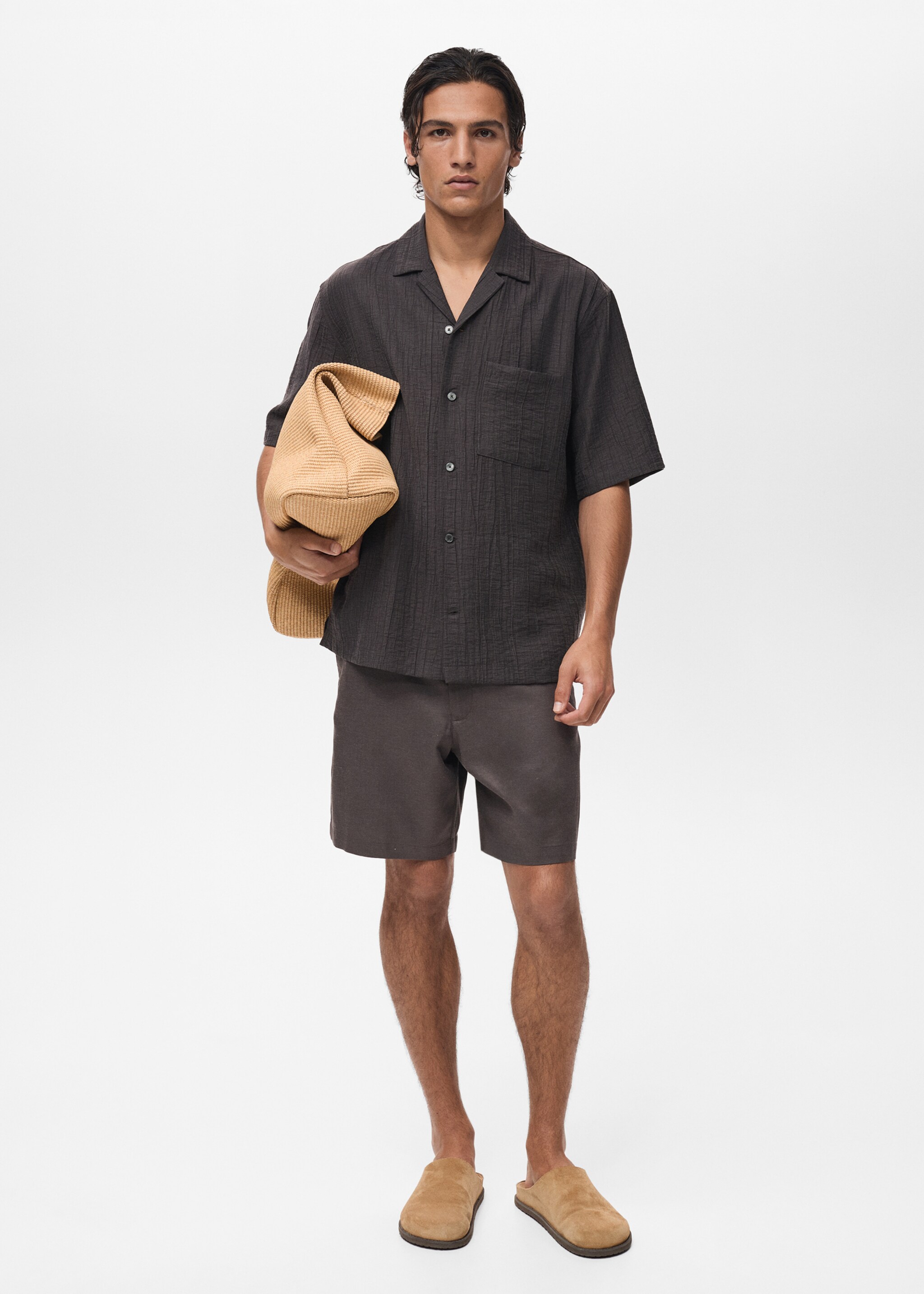 Creased-effect shirt - General plane