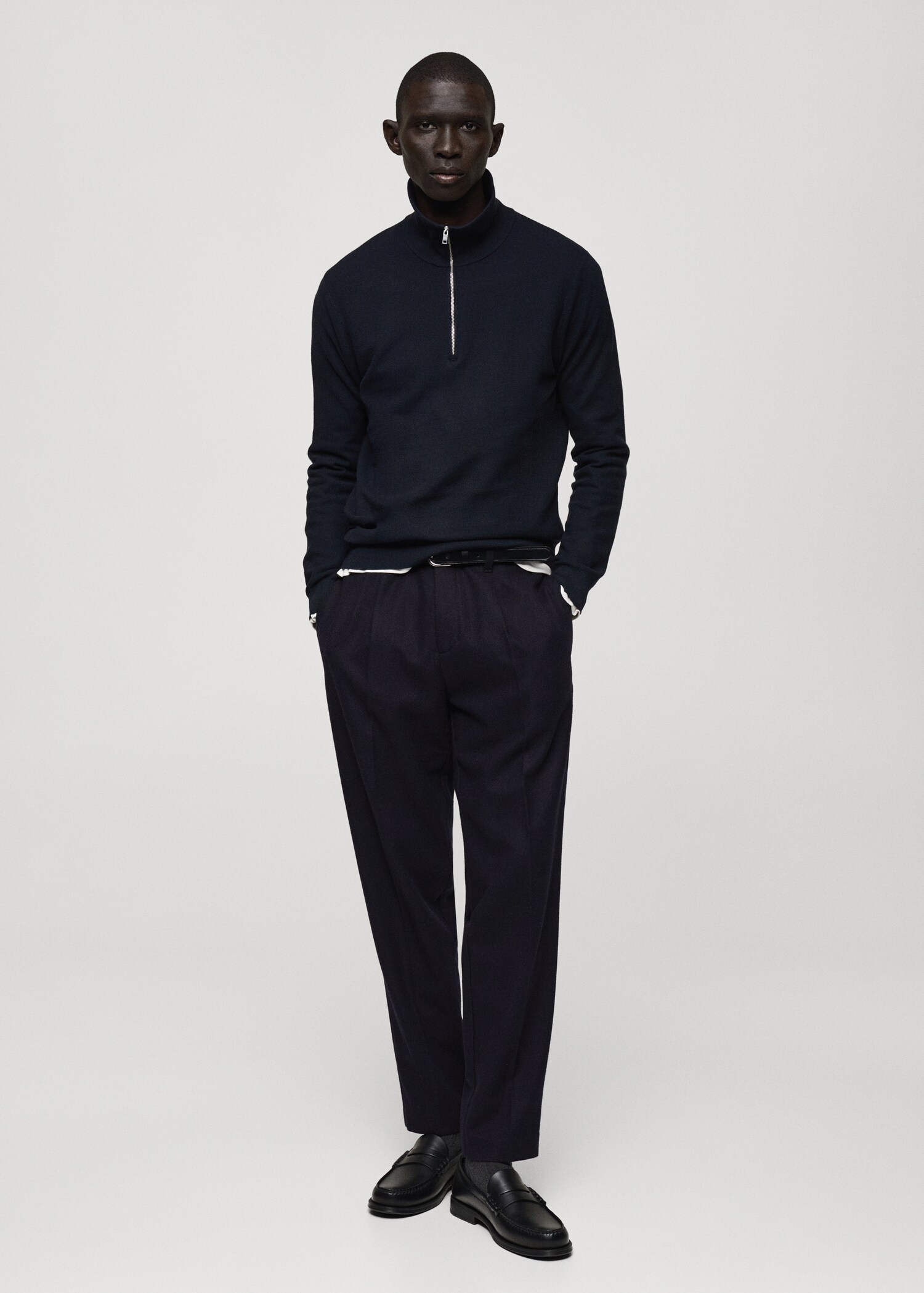 Wool flannel trousers with pleats - General plane