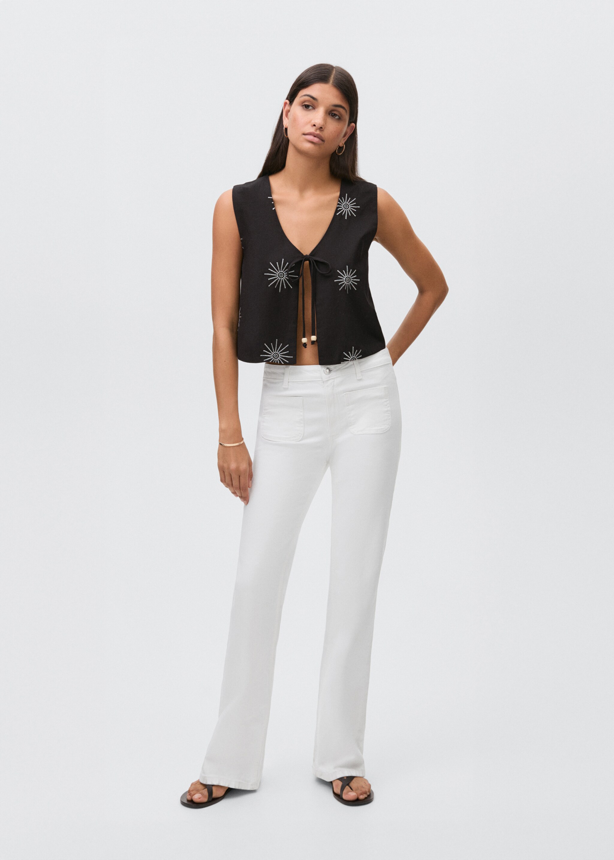 Flared jeans with pocket - General plane